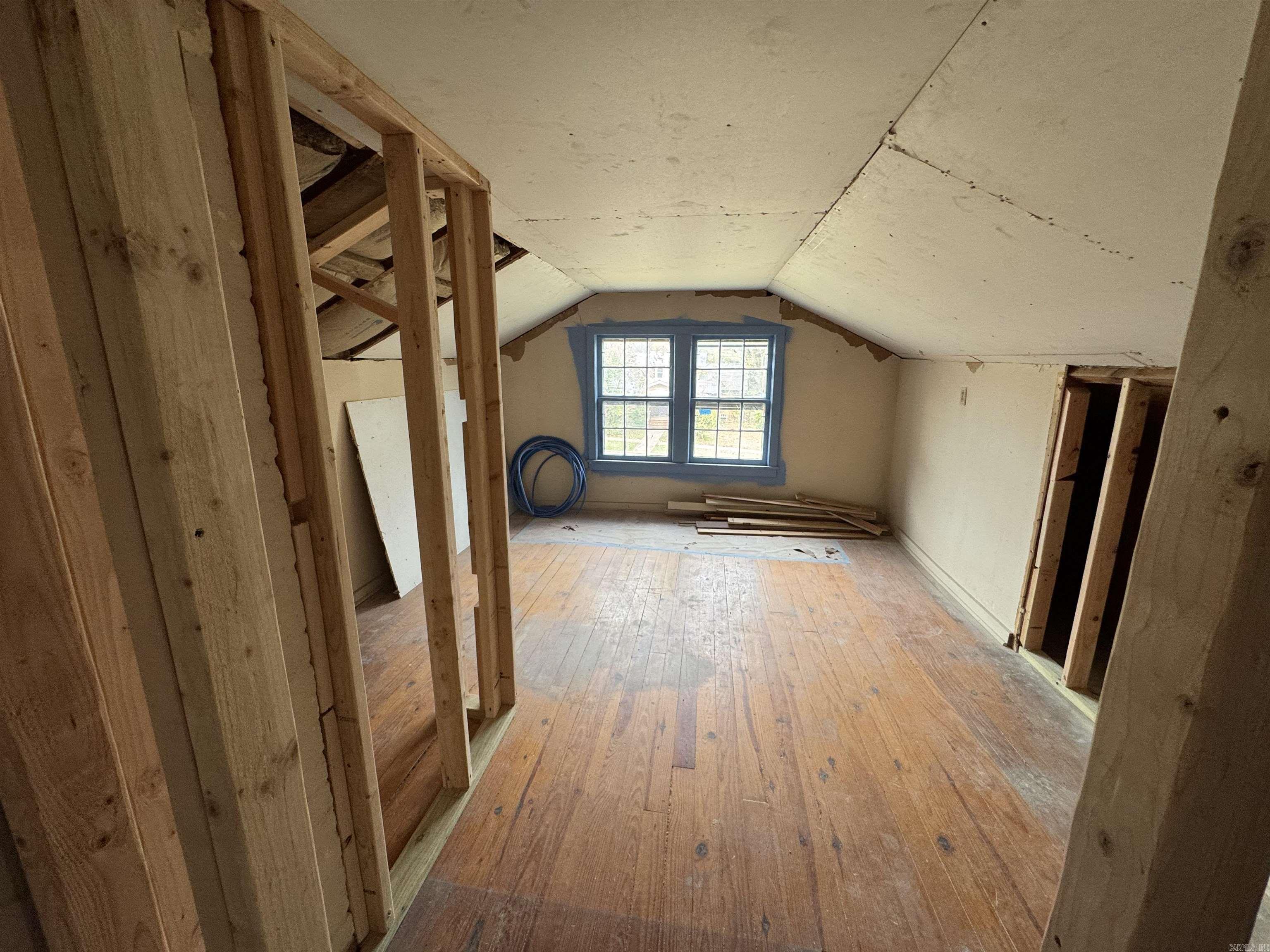 2405 Wolfe Street Property Photo 29