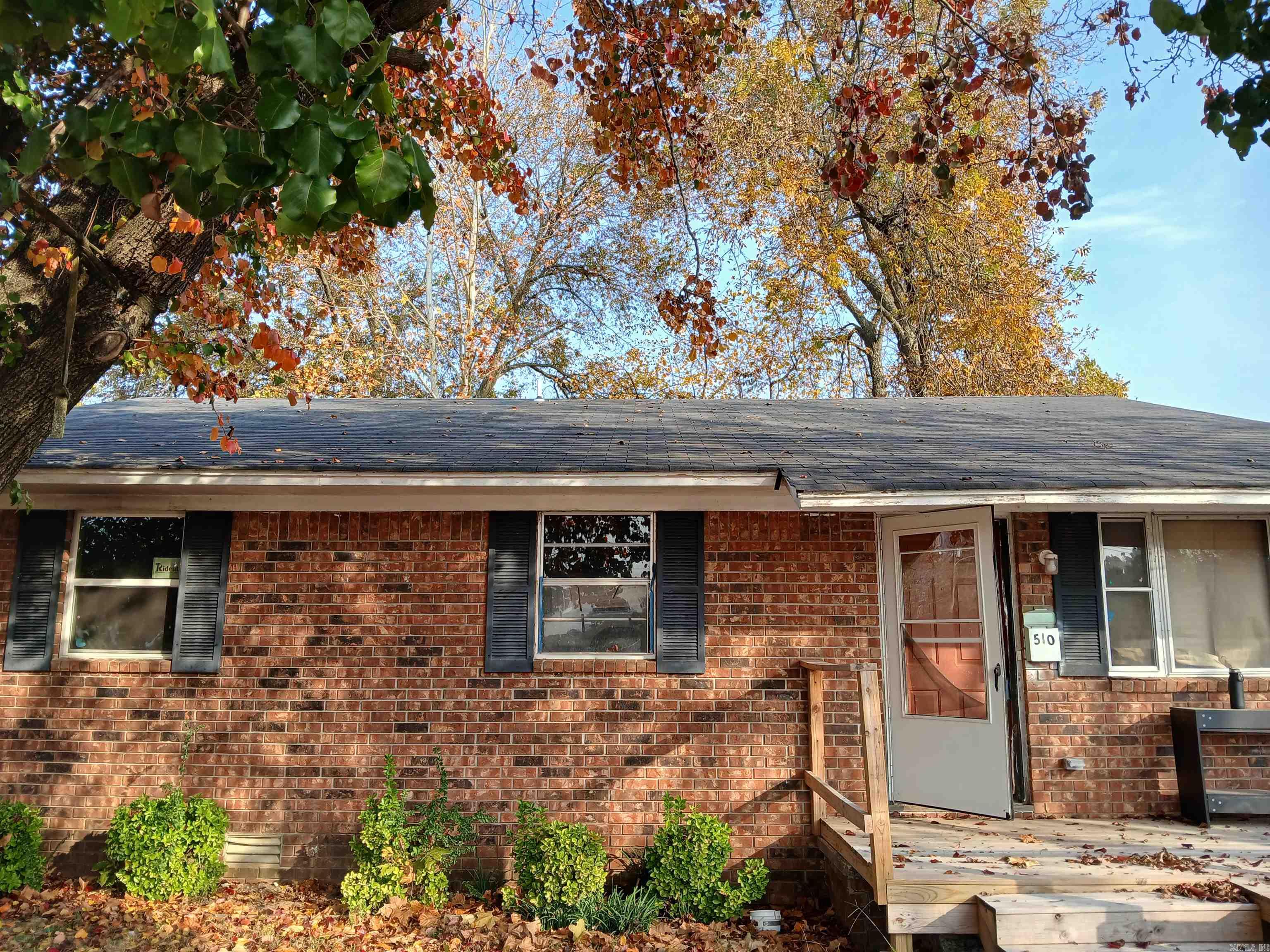 510 S Maple Property Photo 1