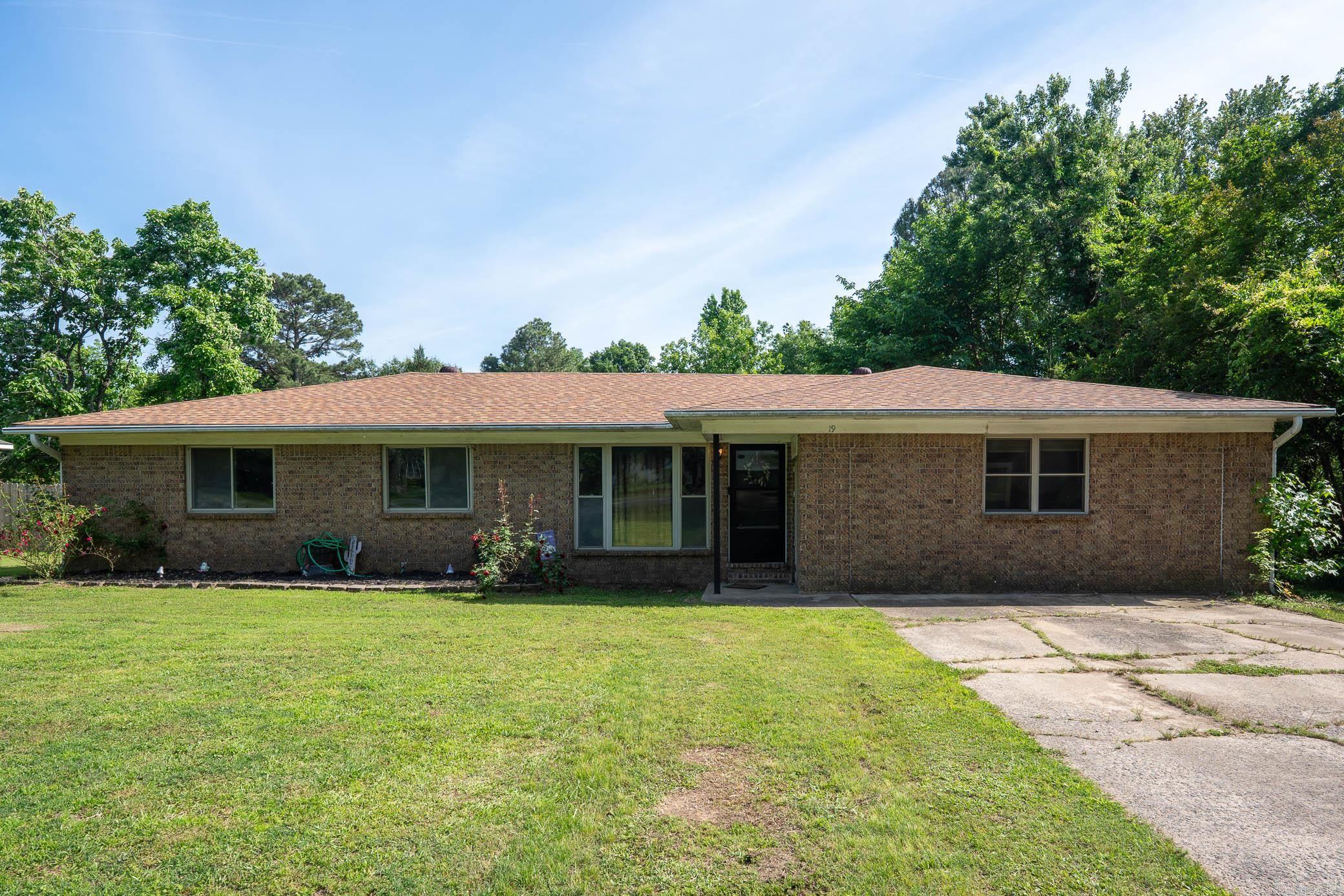 19 Sycamore Street Property Photo 2