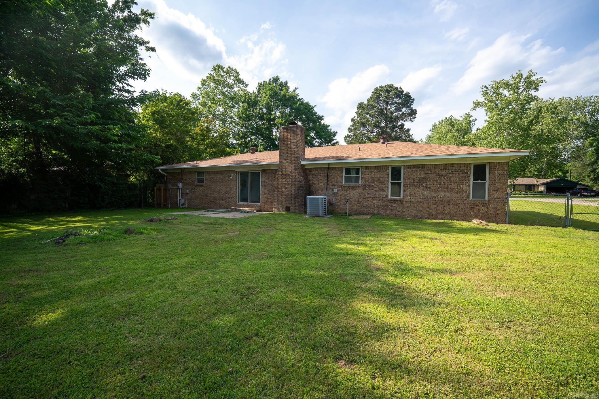 19 Sycamore Street Property Photo 40