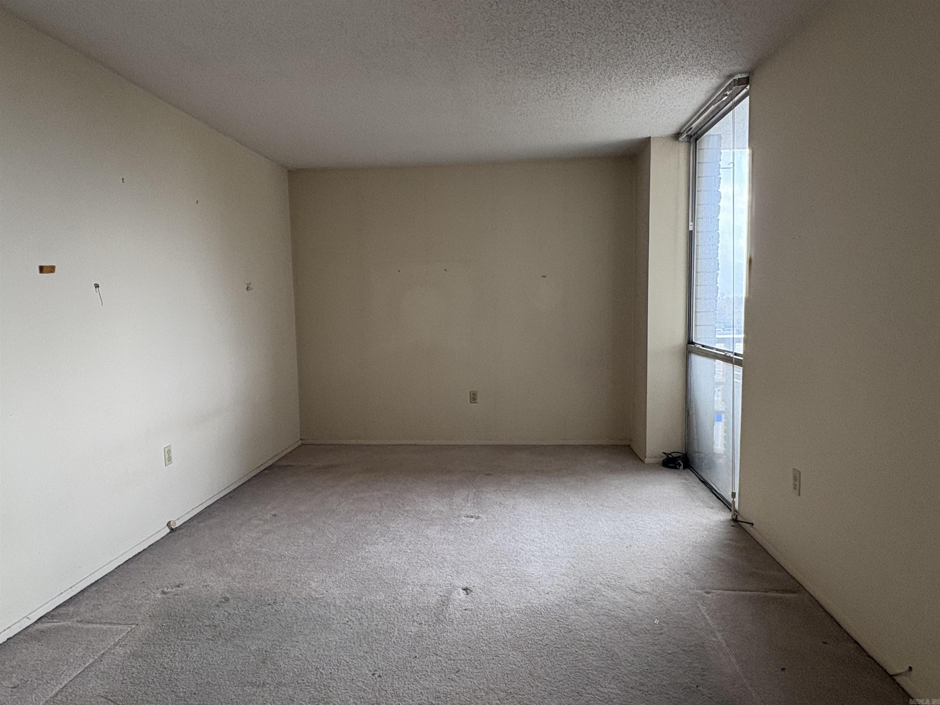 700 E 9th St 7a Property Photo 5