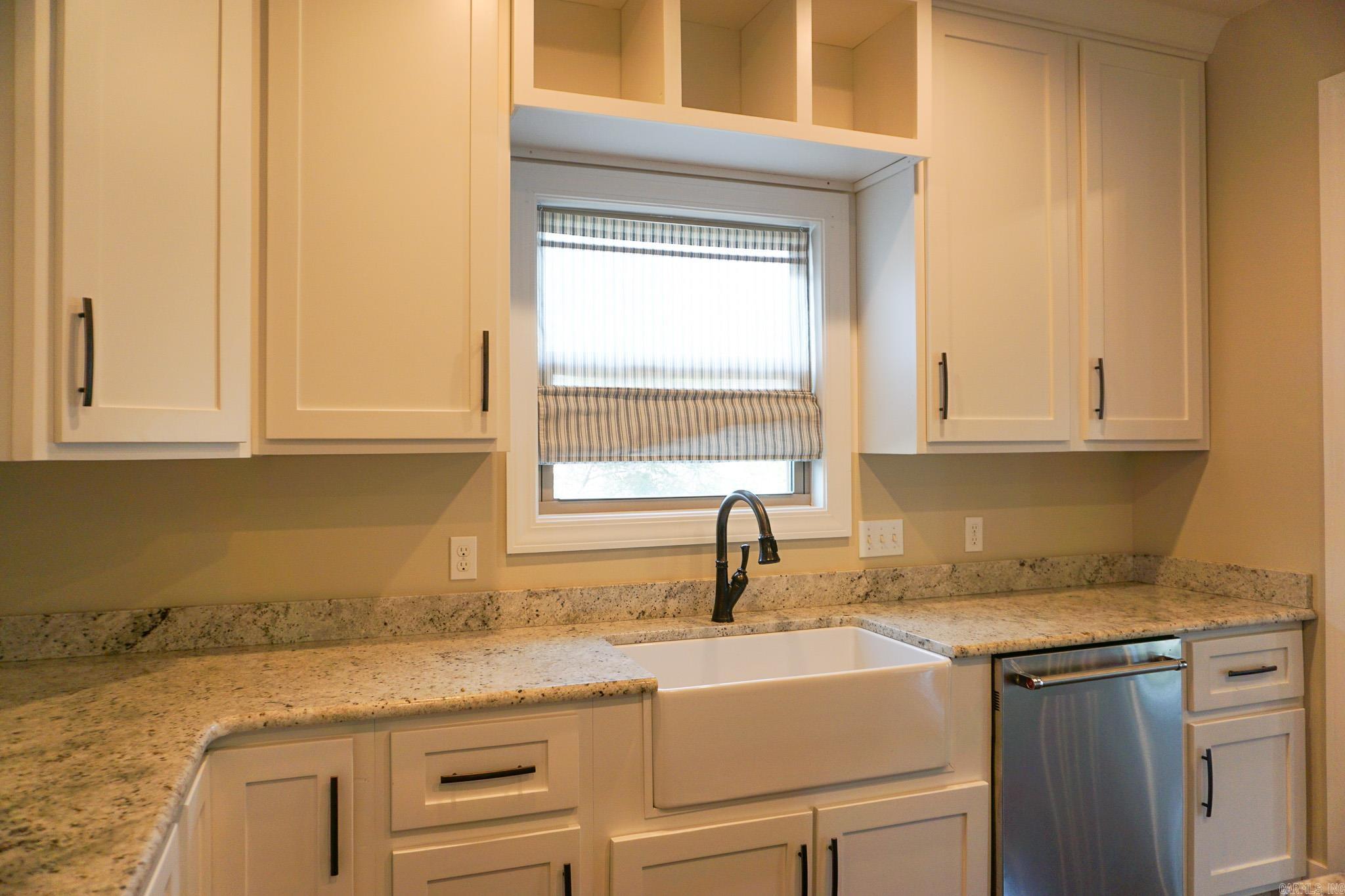 4269 Farmington Cove Property Photo 9