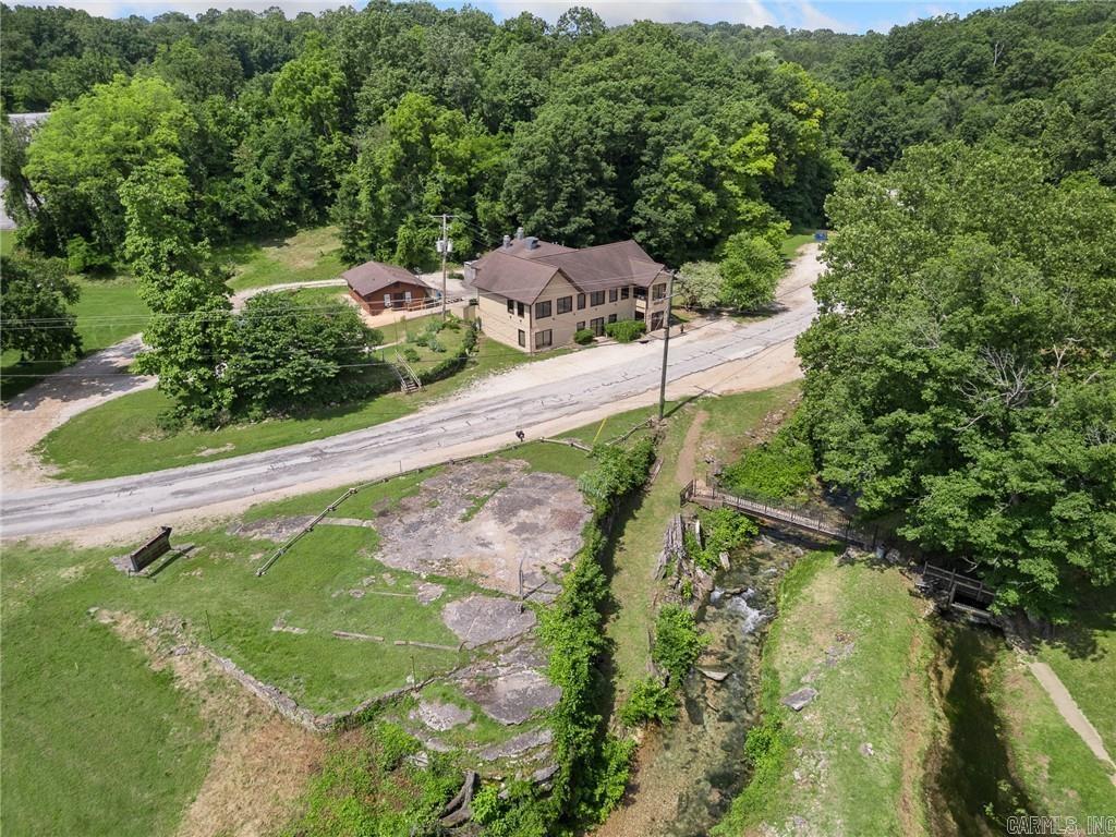350 Devitos Loop Property Photo 8