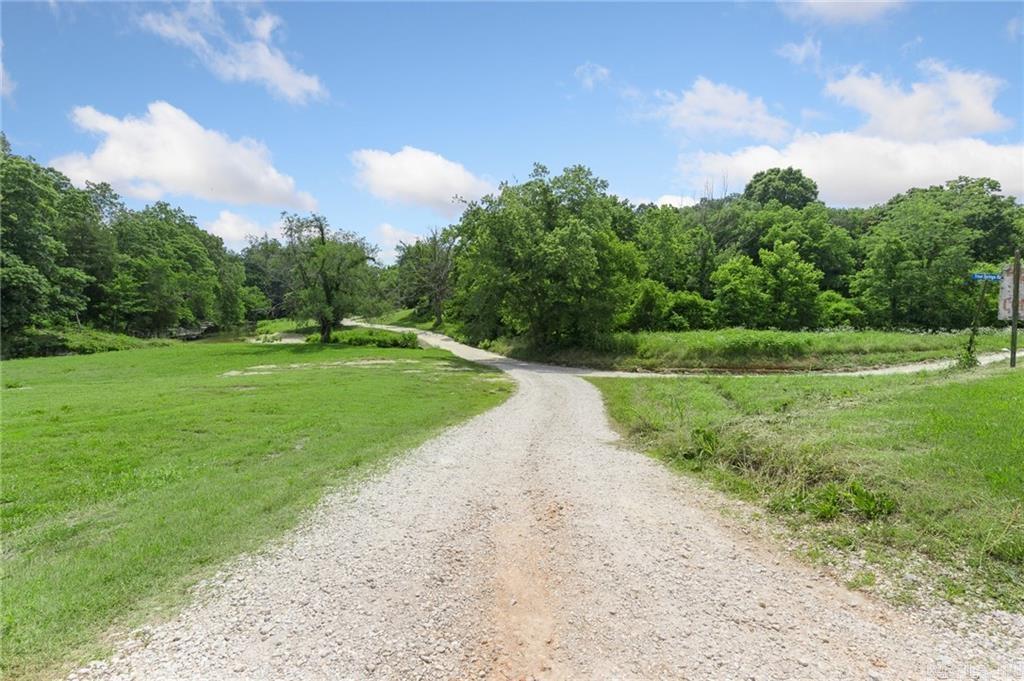 350 Devitos Loop Property Photo 43