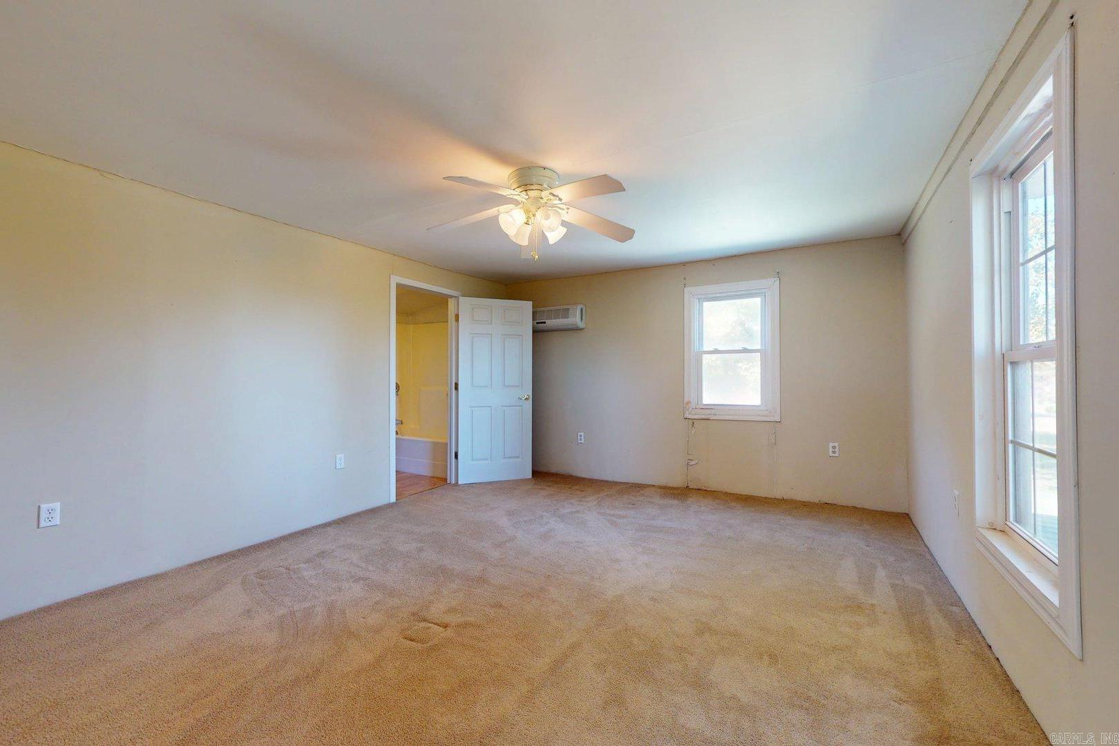686 Mc 379 Property Photo 14
