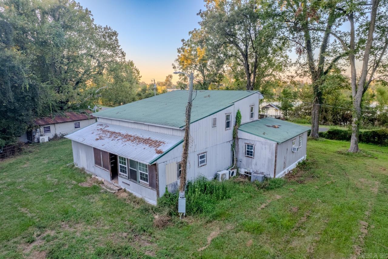 686 Mc 379 Property Photo 32