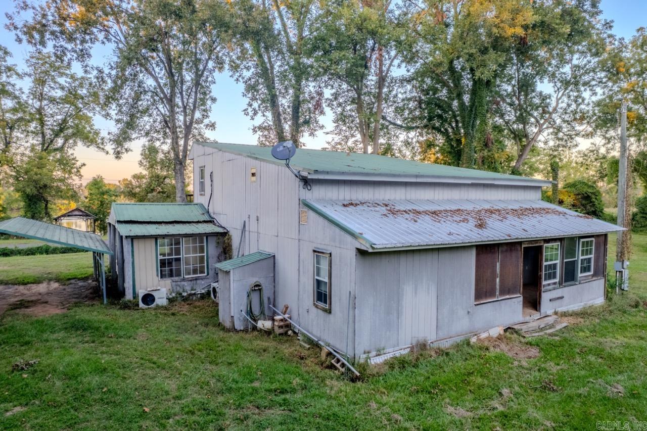 686 Mc 379 Property Photo 37