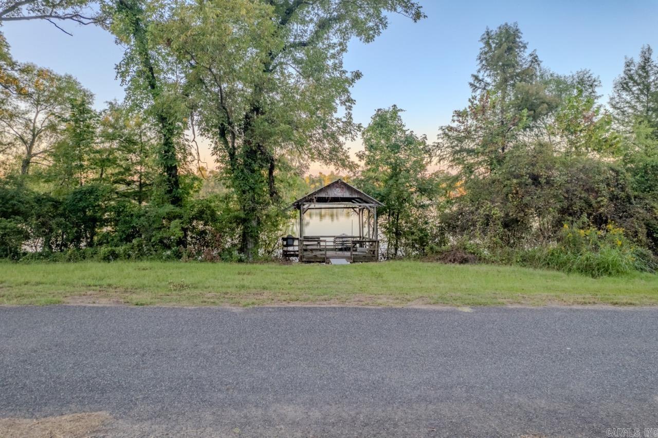 686 Mc 379 Property Photo 39