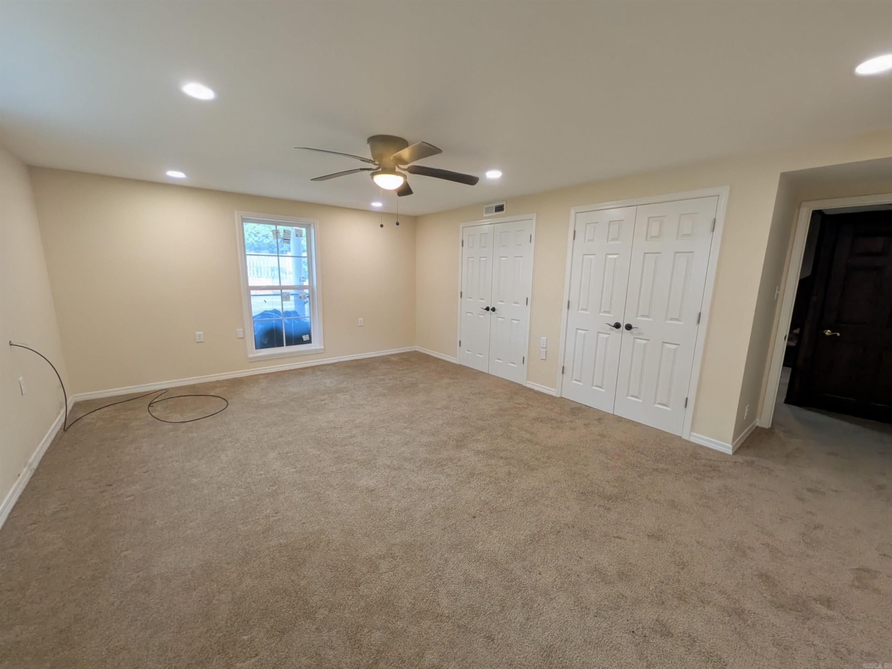 128 Elaine Property Photo 17