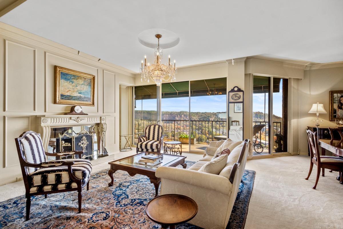 1 Treetops Lane Property Photo 4