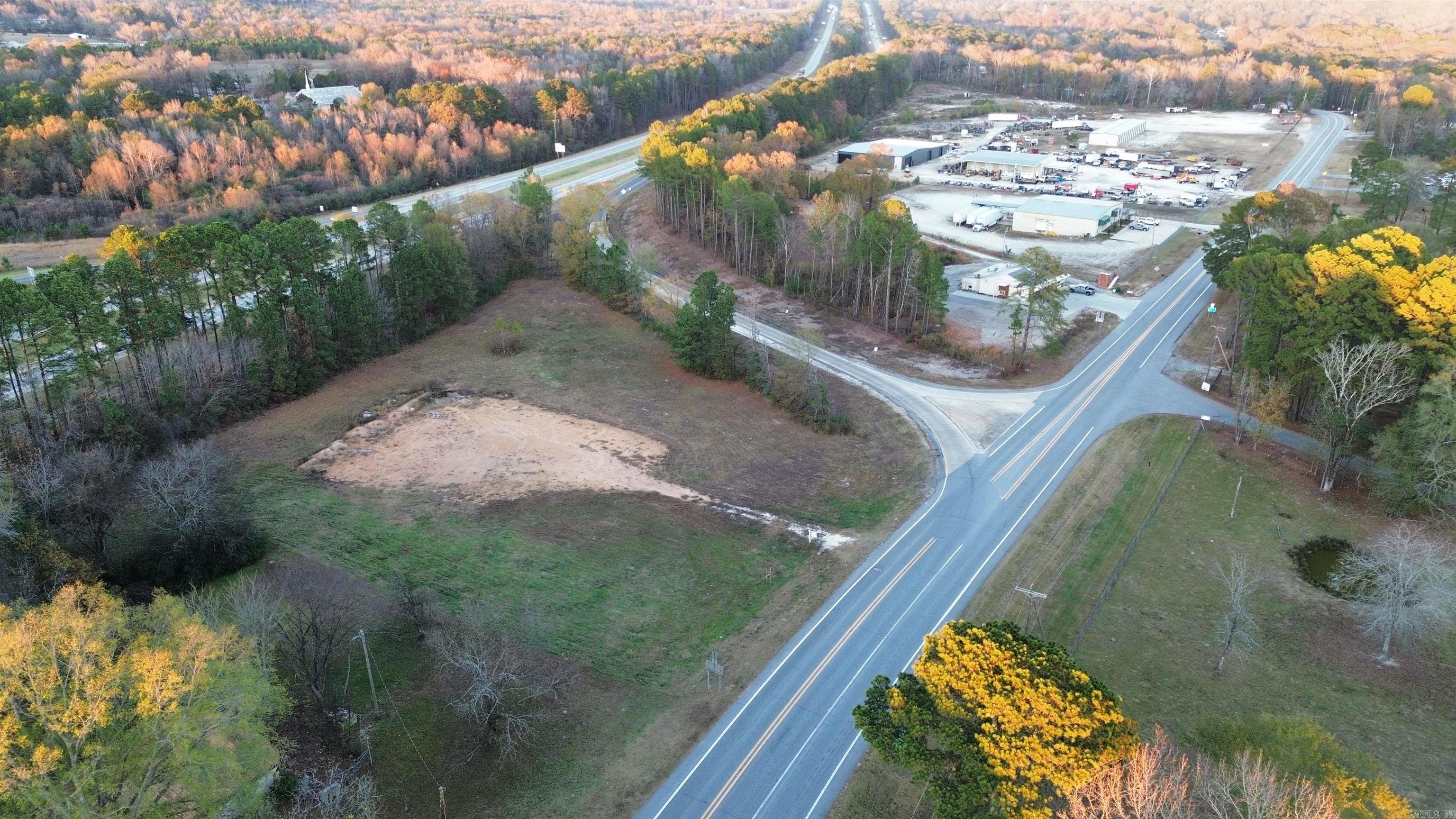 000 67 & I-30 Highway Property Photo 19