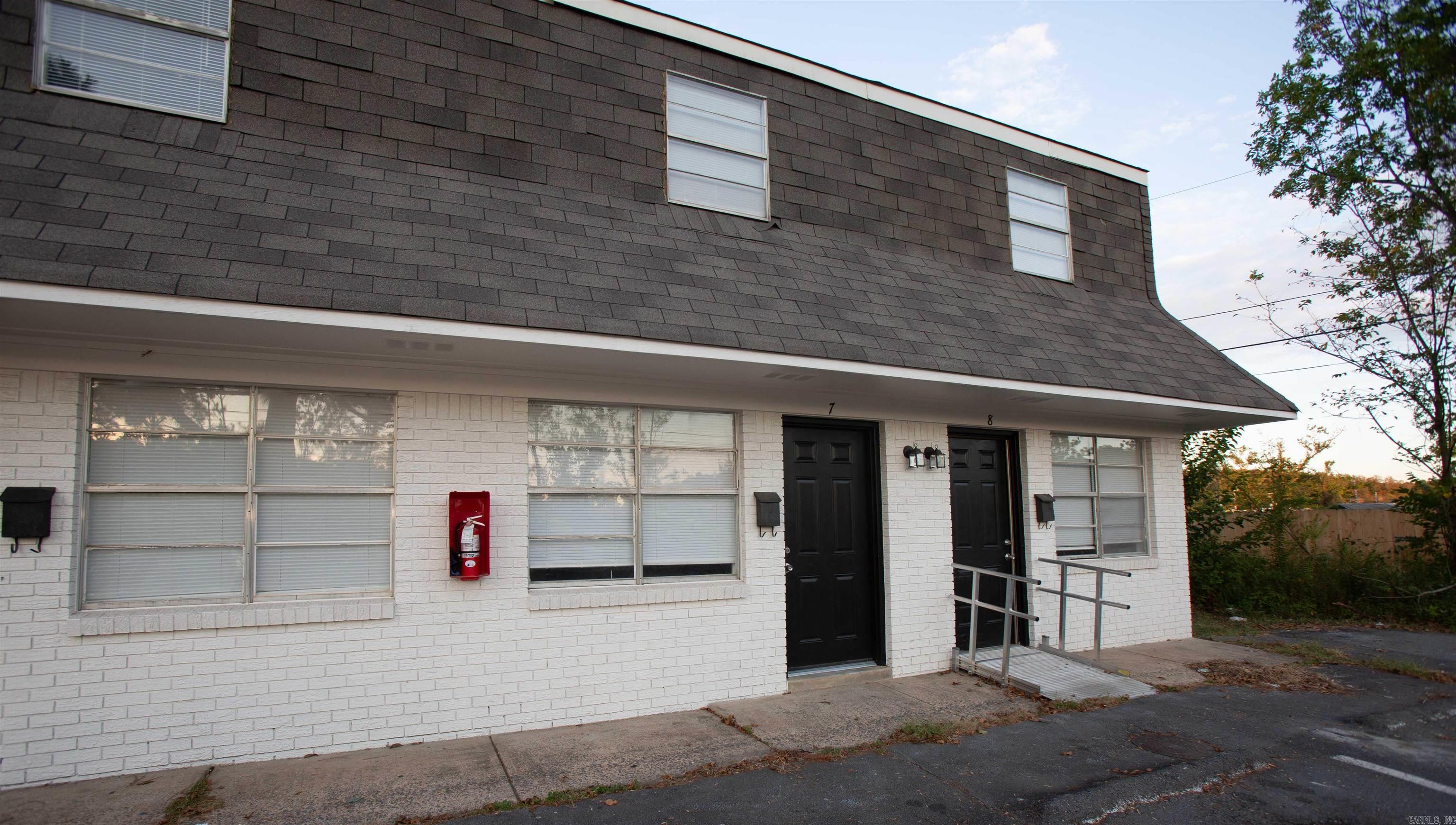3017 Parkway Drive 6 Property Photo 2