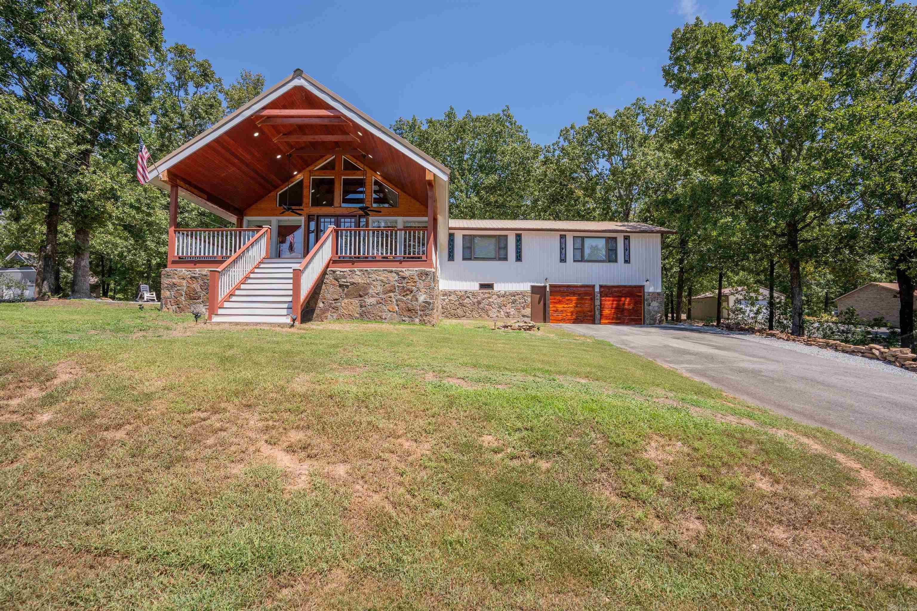 249 Lookout Drive Property Photo 1