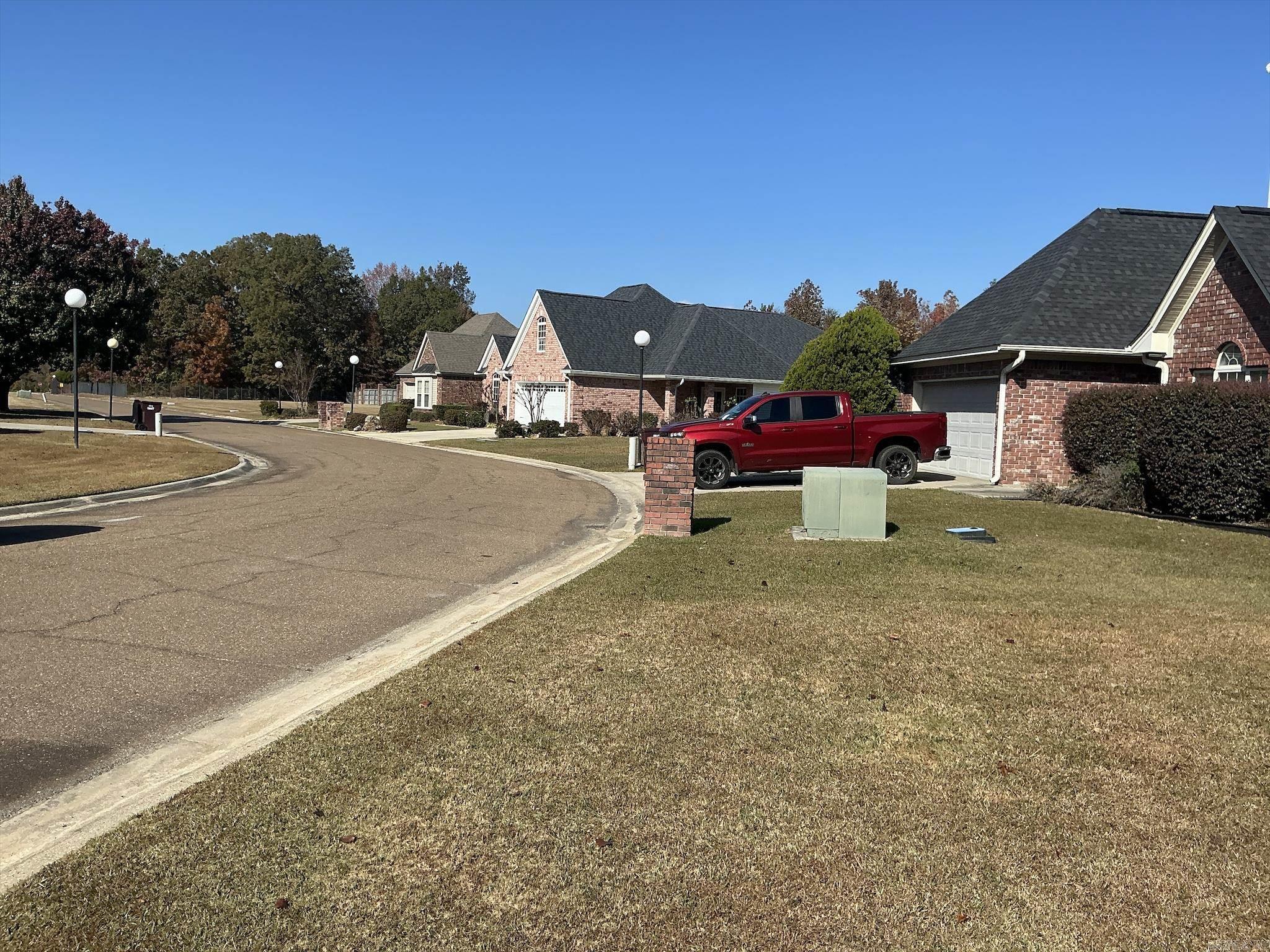 209 Stonegate Property Photo 7