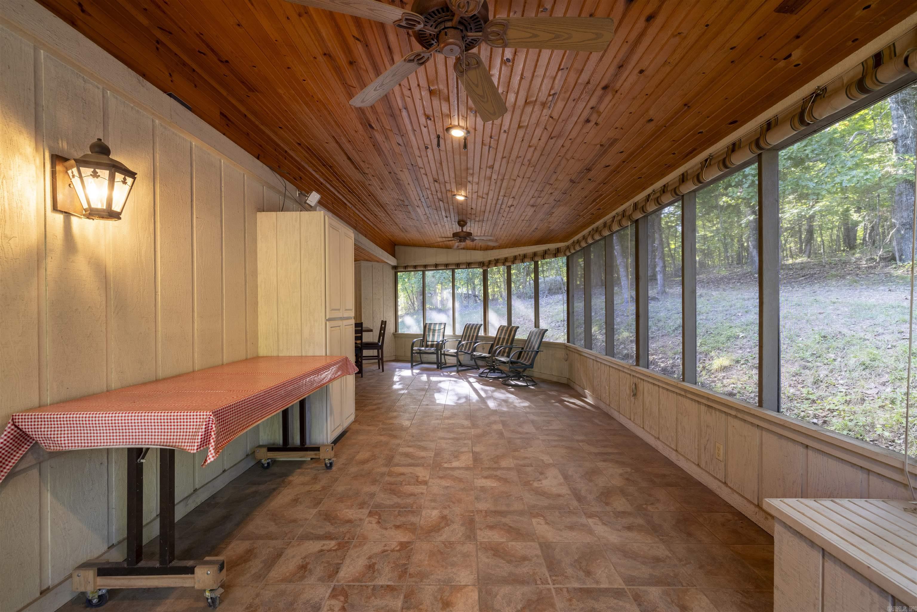 505 Clabber Lane Property Photo 13