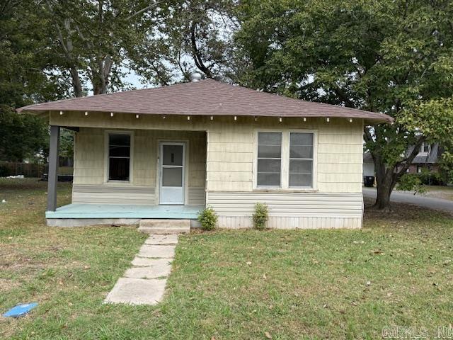 823 Morris Avenue Property Photo 1
