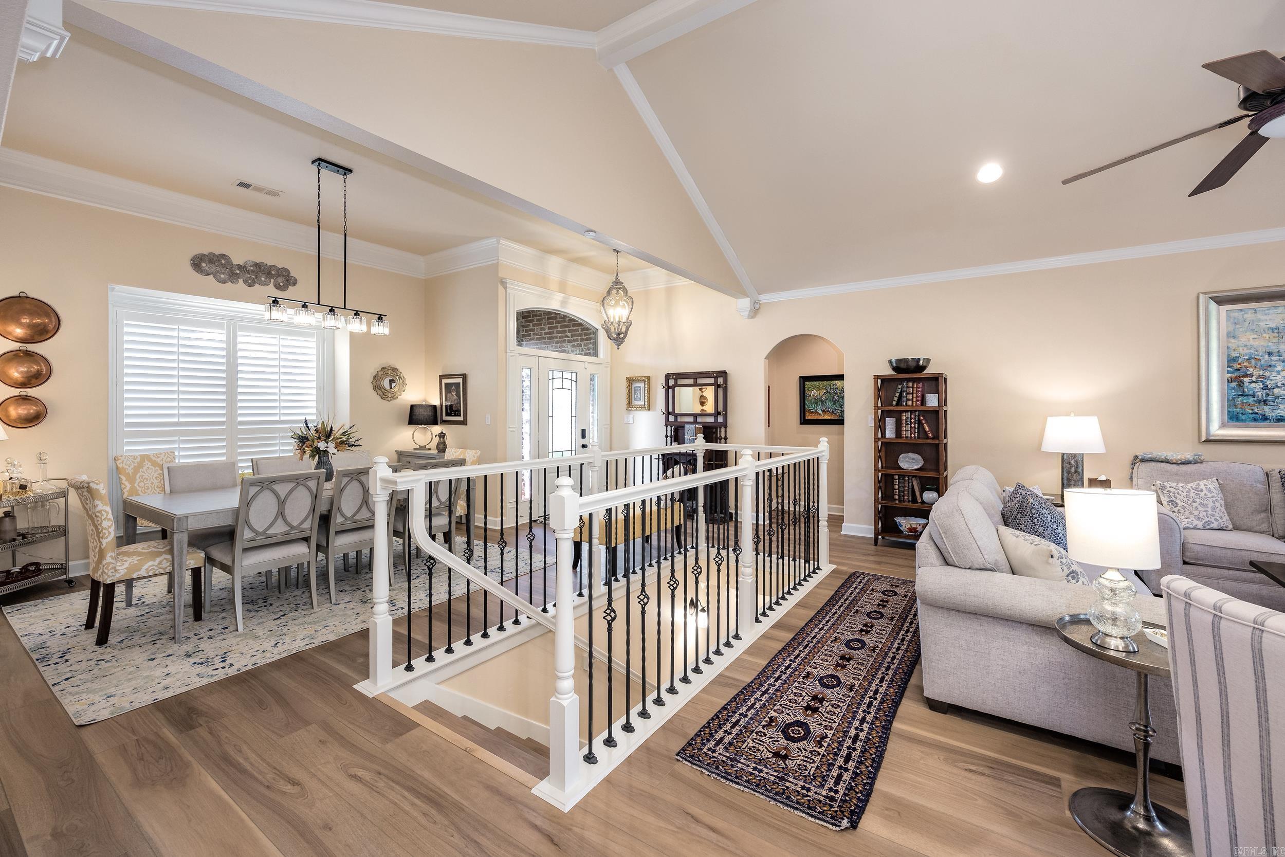 21 Epernay Circle Property Photo 10