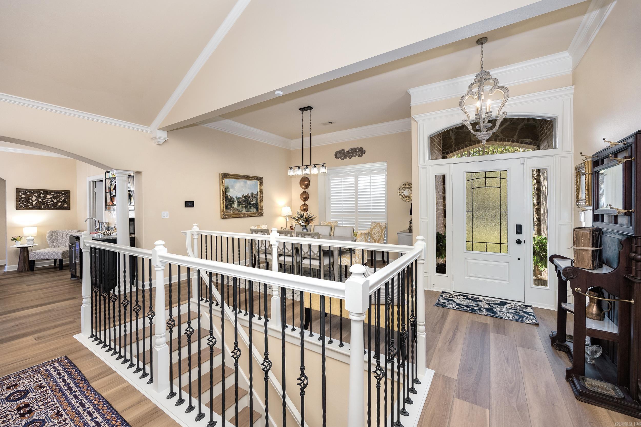 21 Epernay Circle Property Photo 11