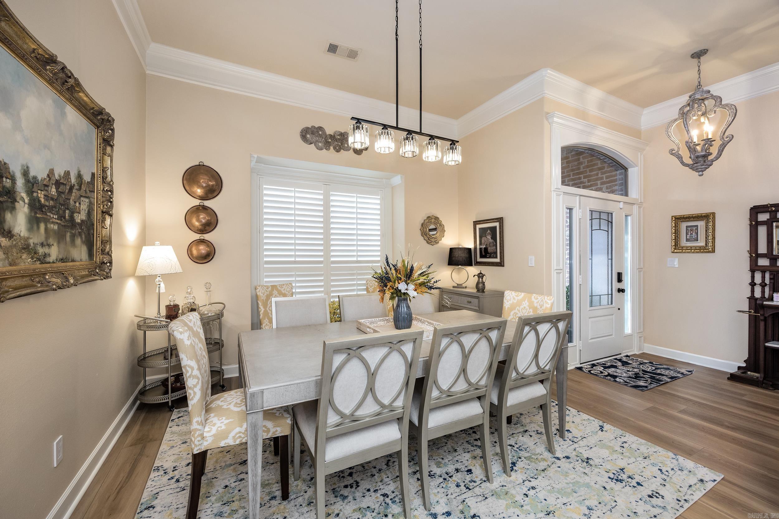 21 Epernay Circle Property Photo 12