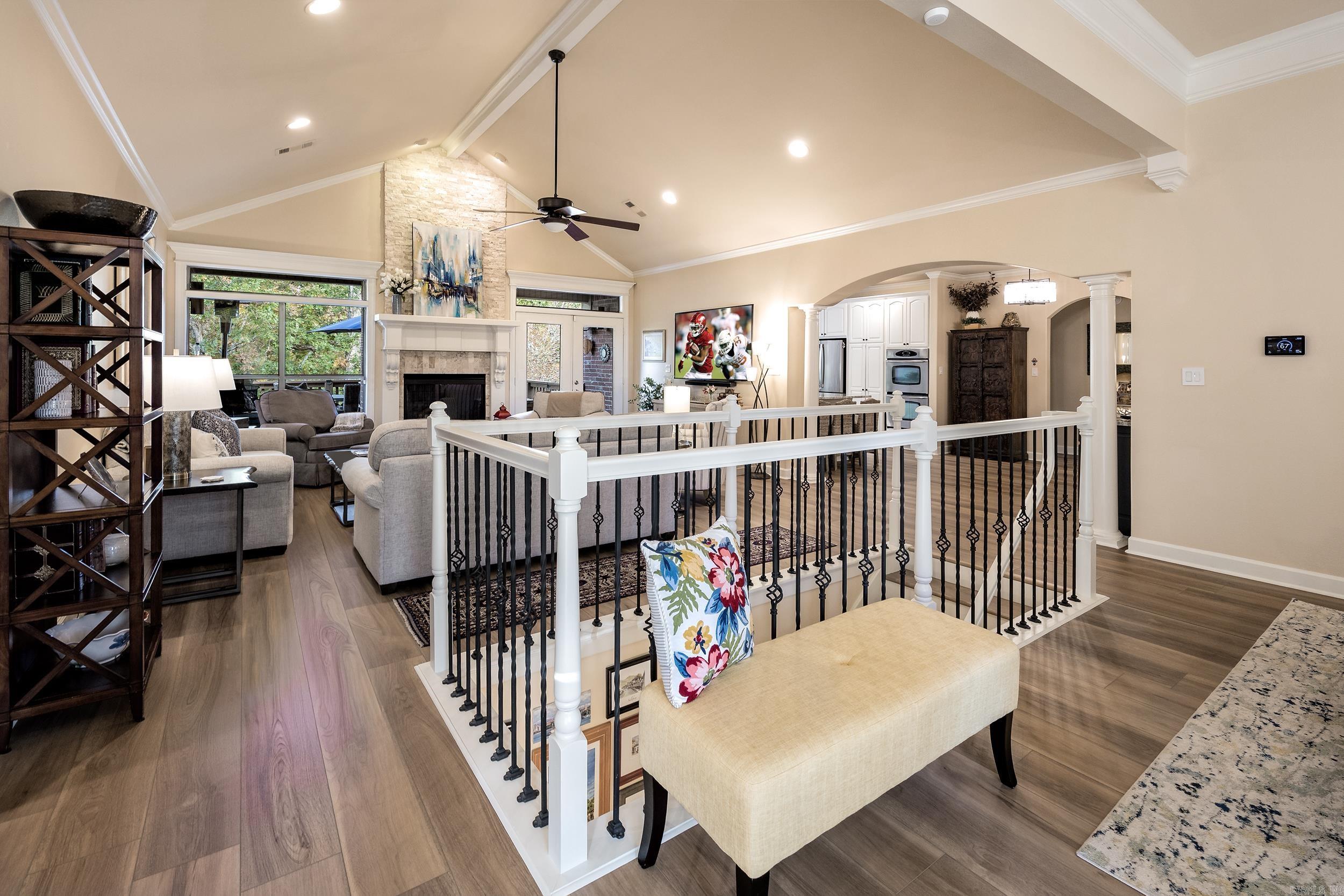 21 Epernay Circle Property Photo 13