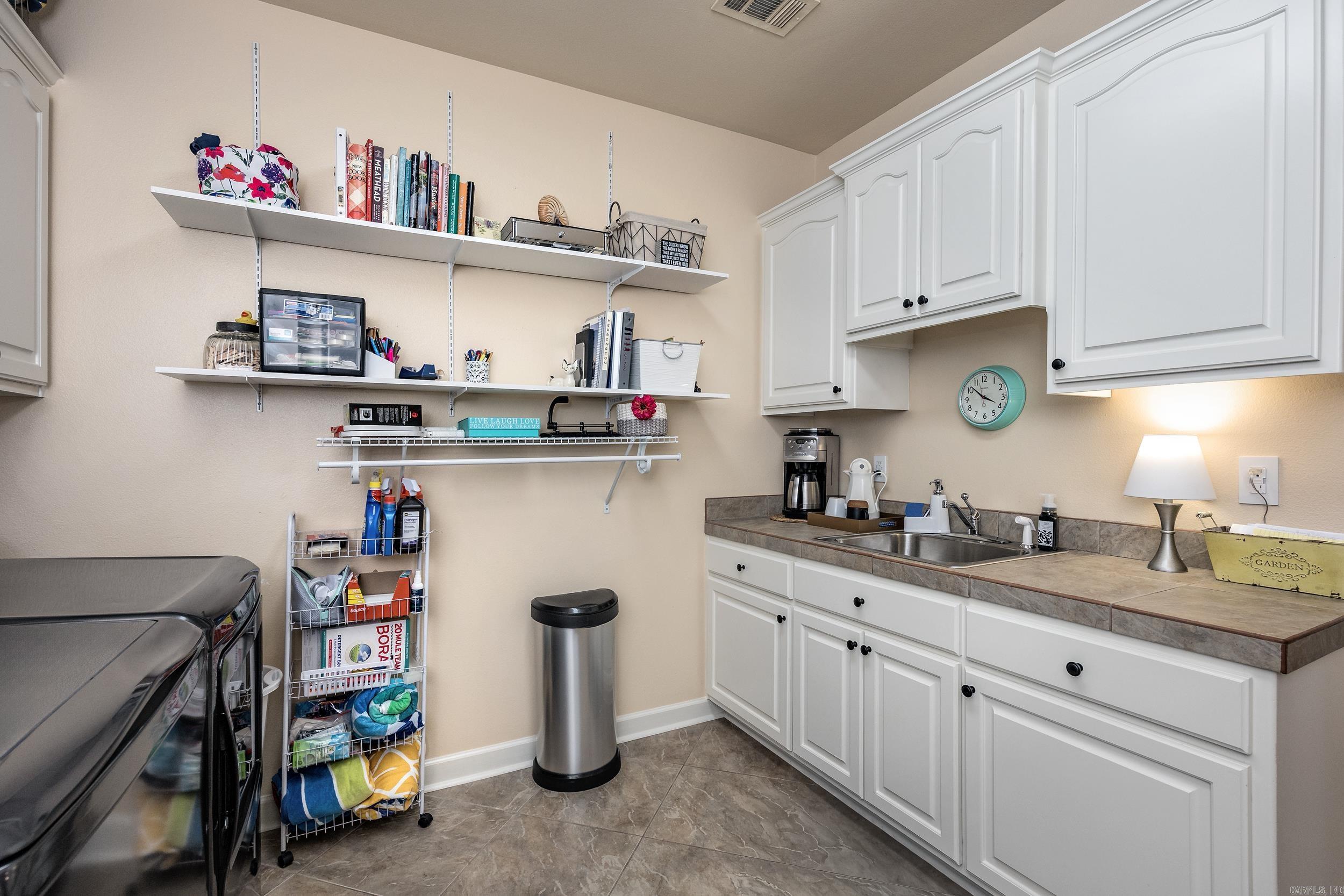 21 Epernay Circle Property Photo 23