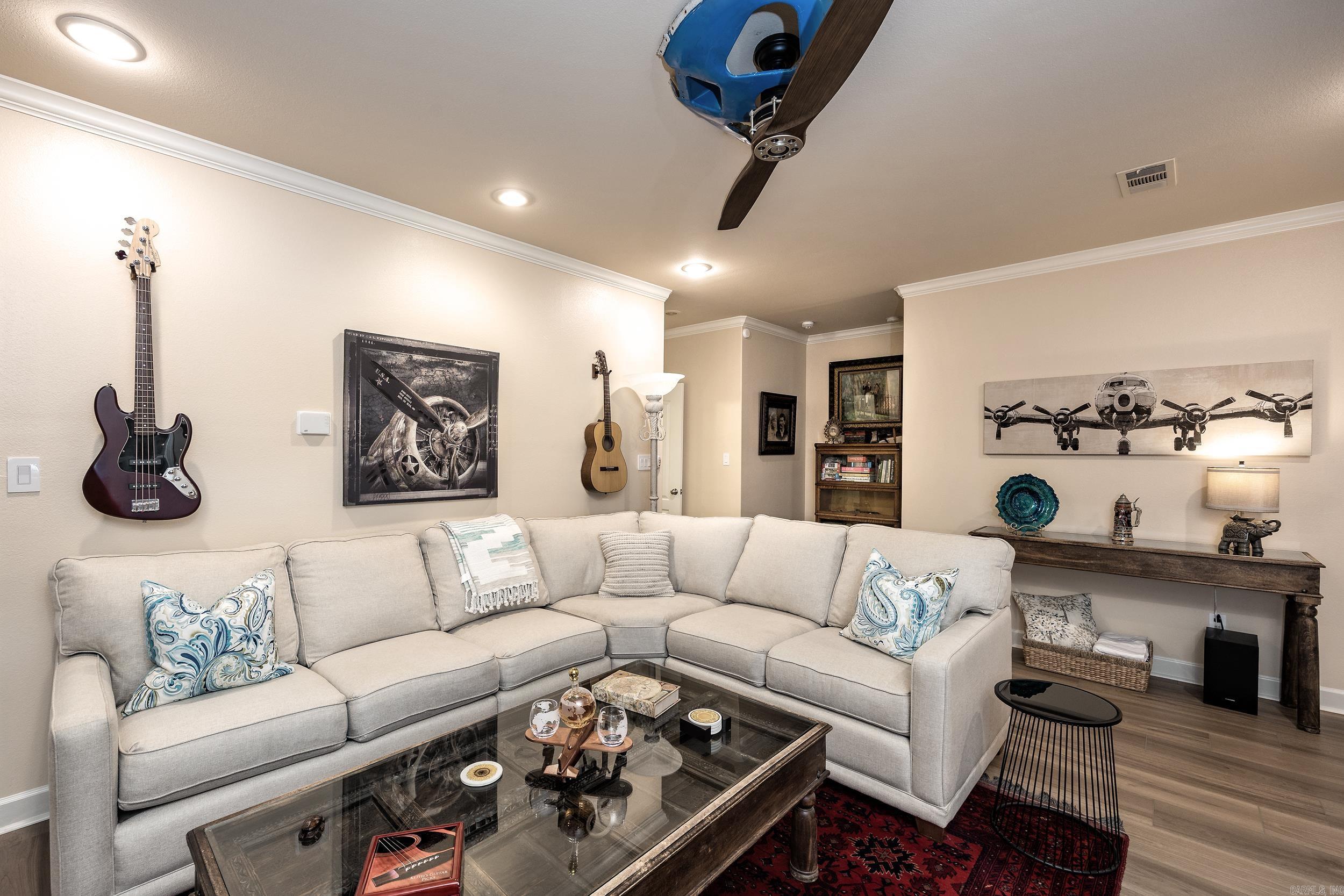 21 Epernay Circle Property Photo 36