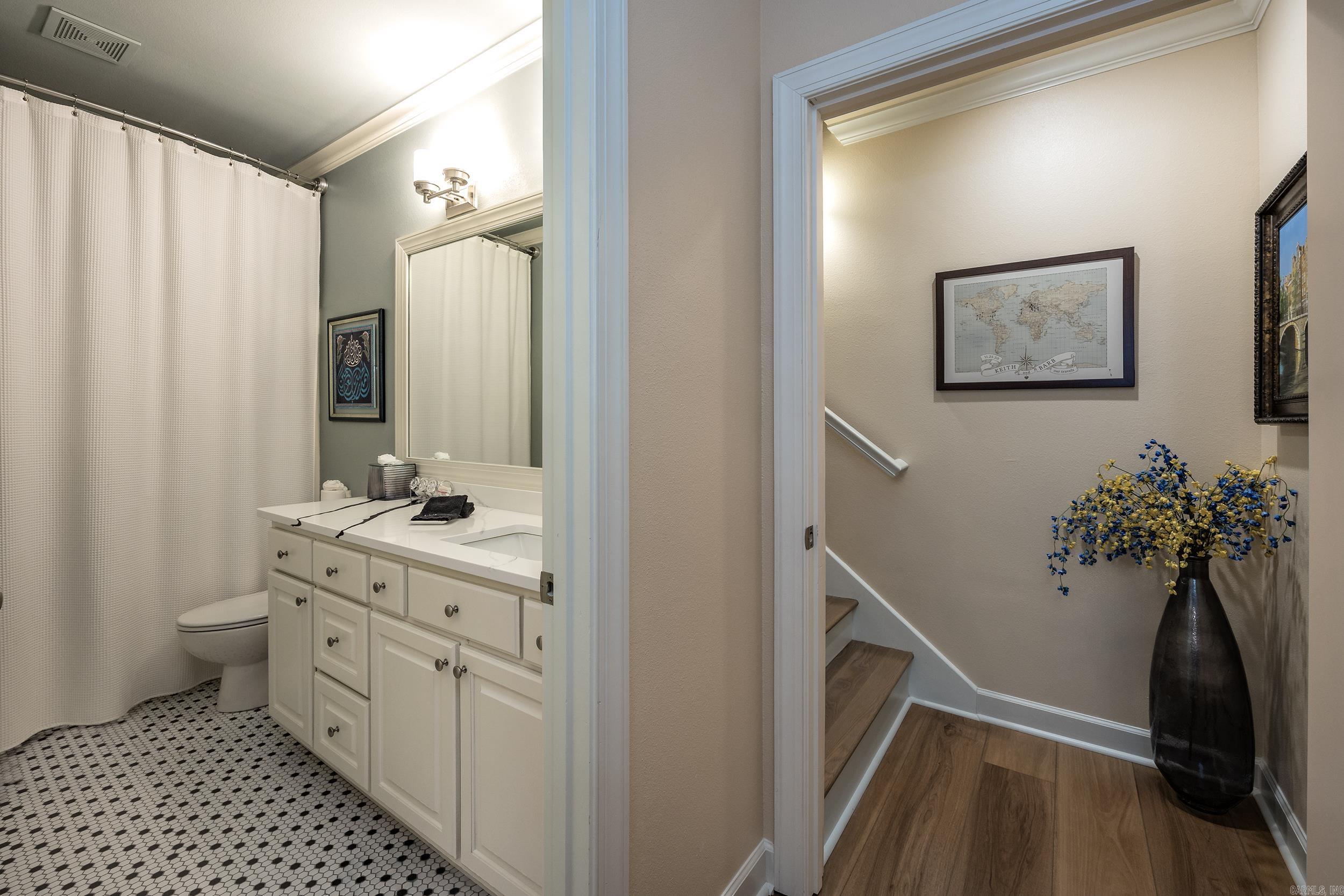 21 Epernay Circle Property Photo 38