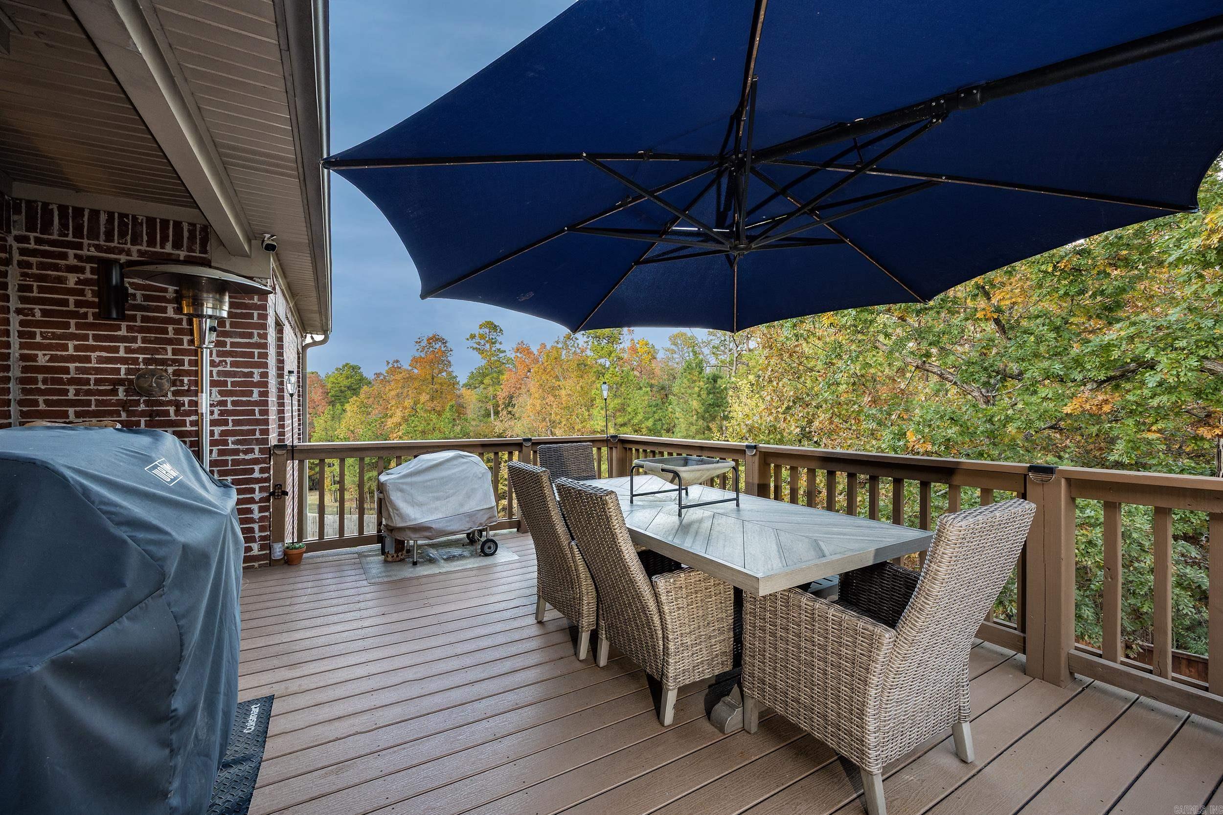 21 Epernay Circle Property Photo 41