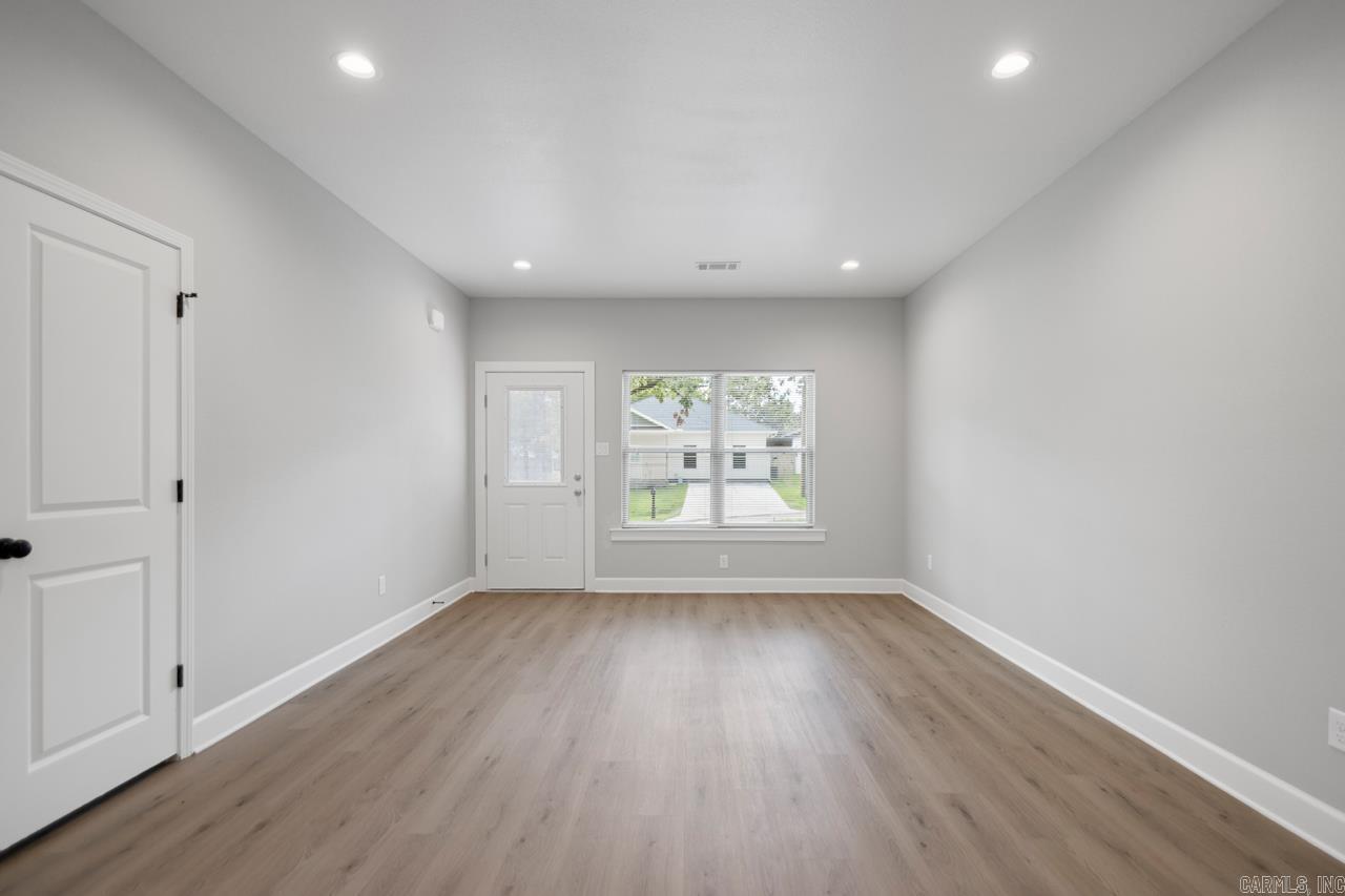 2208 Nichols Road Property Photo 12