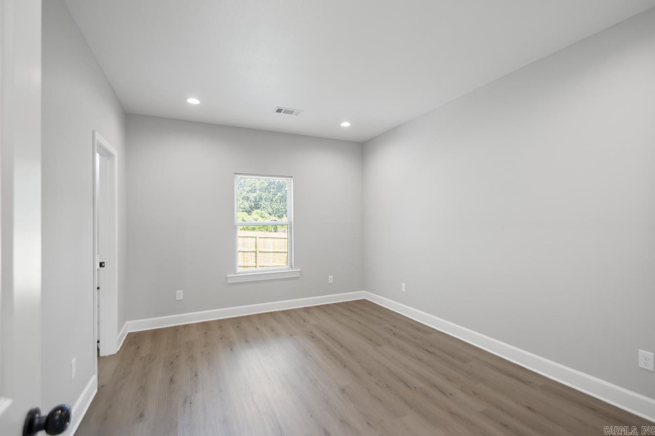 2208 Nichols Road Property Photo 21