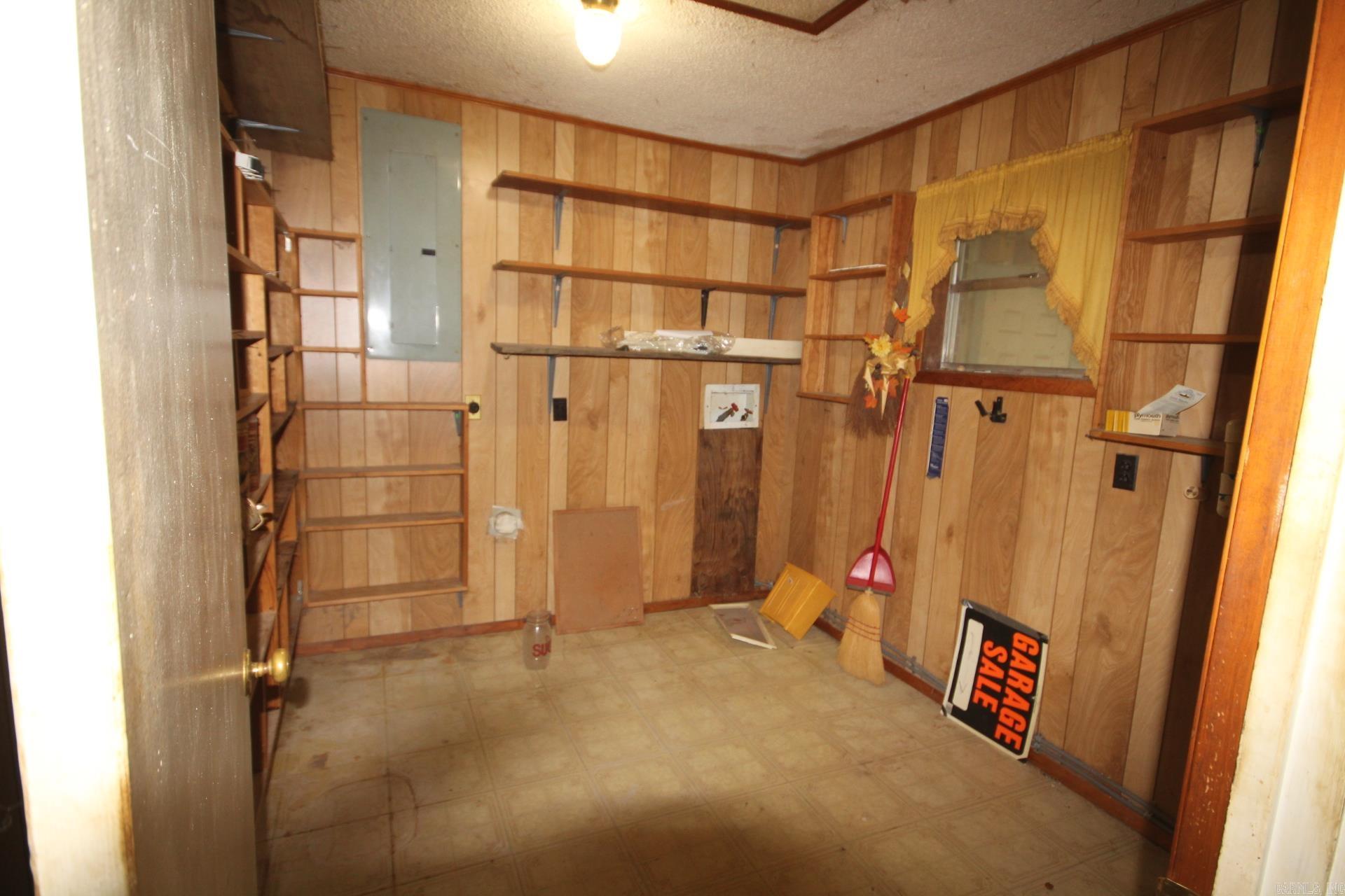 249 Hempstead 326 Property Photo 9