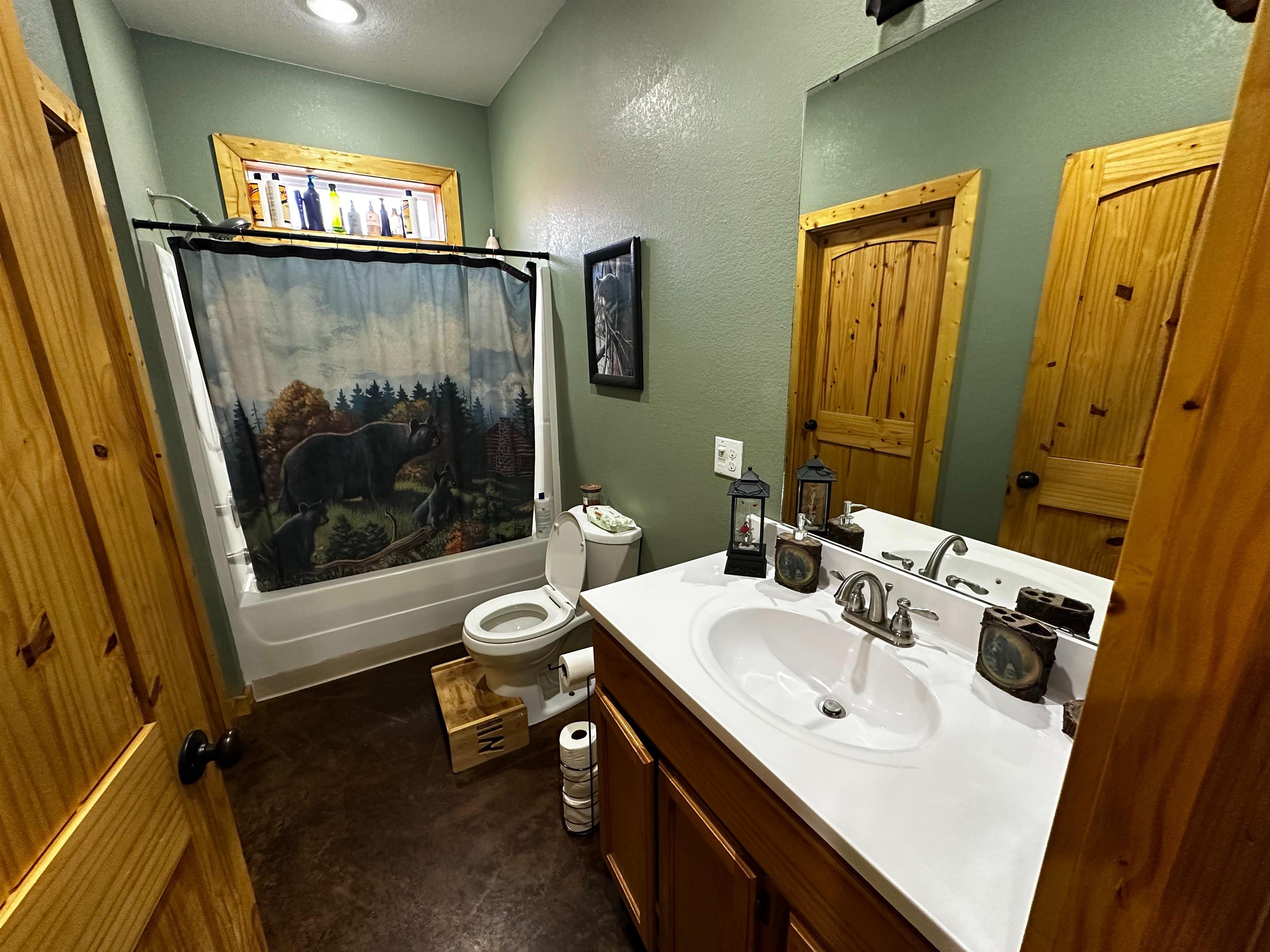 206 N Grover Avenue Property Photo 21