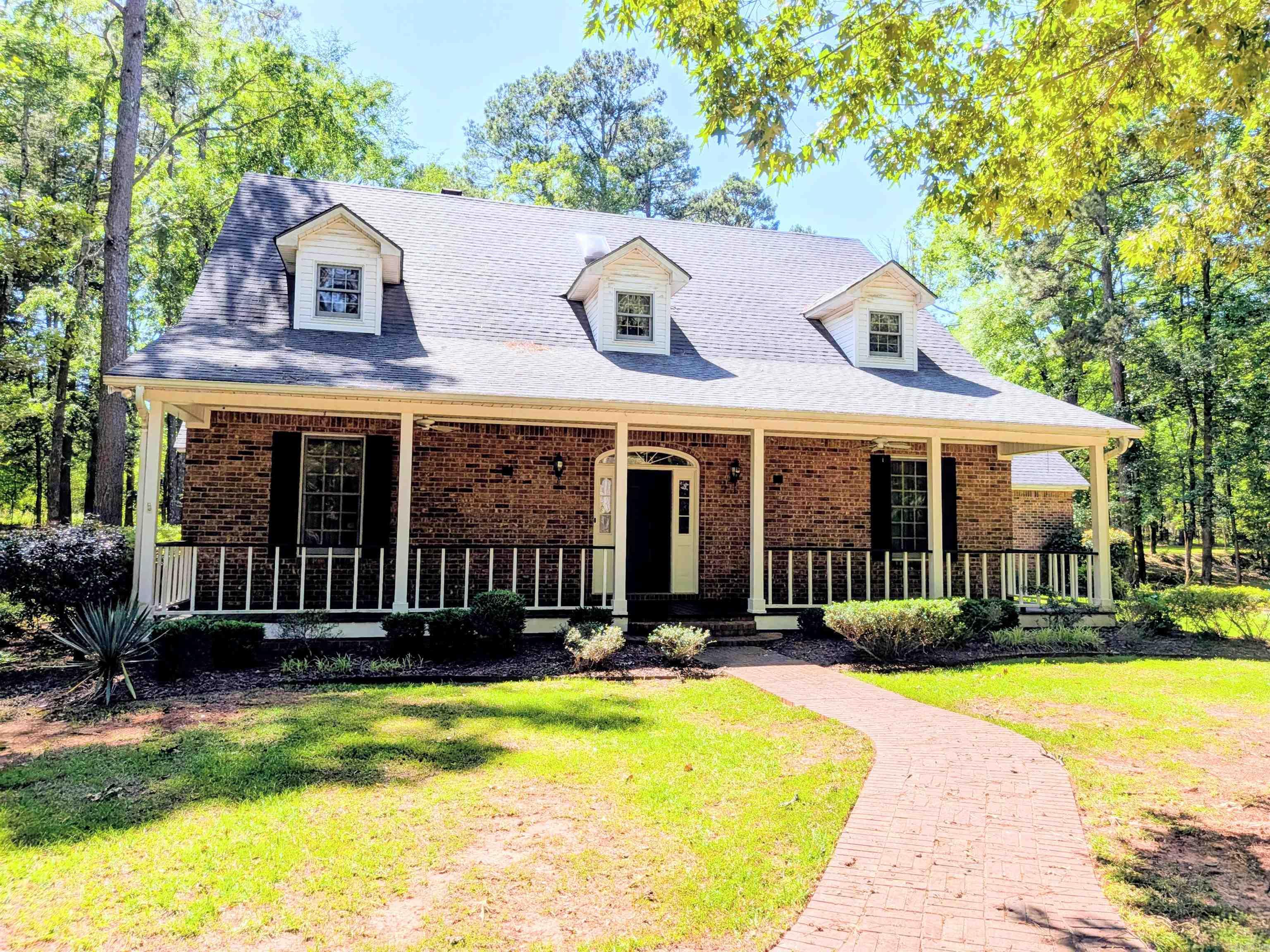 194 Cal Ray Dr. Property Photo 1