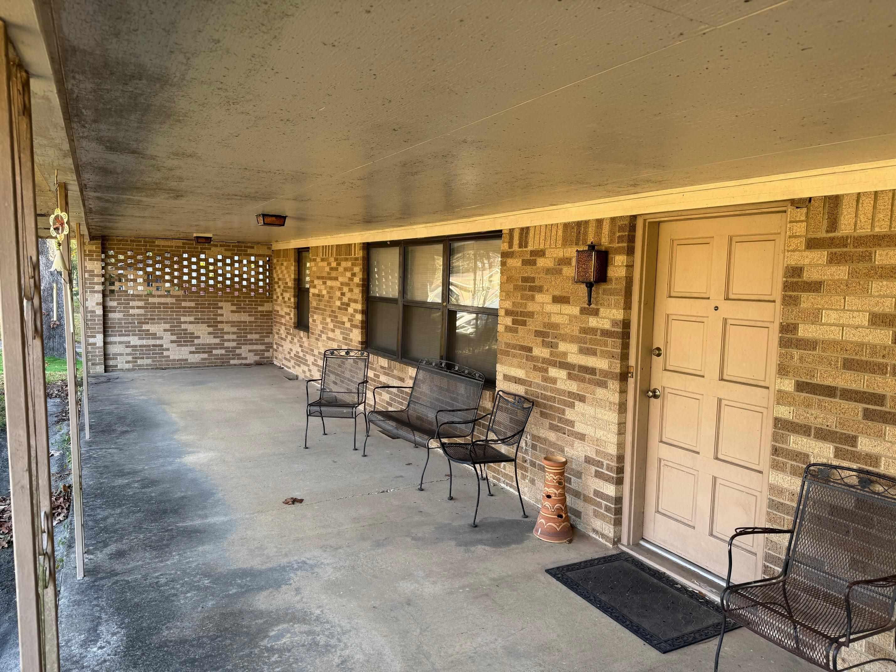 206 Mcmahan Drive Property Photo 1