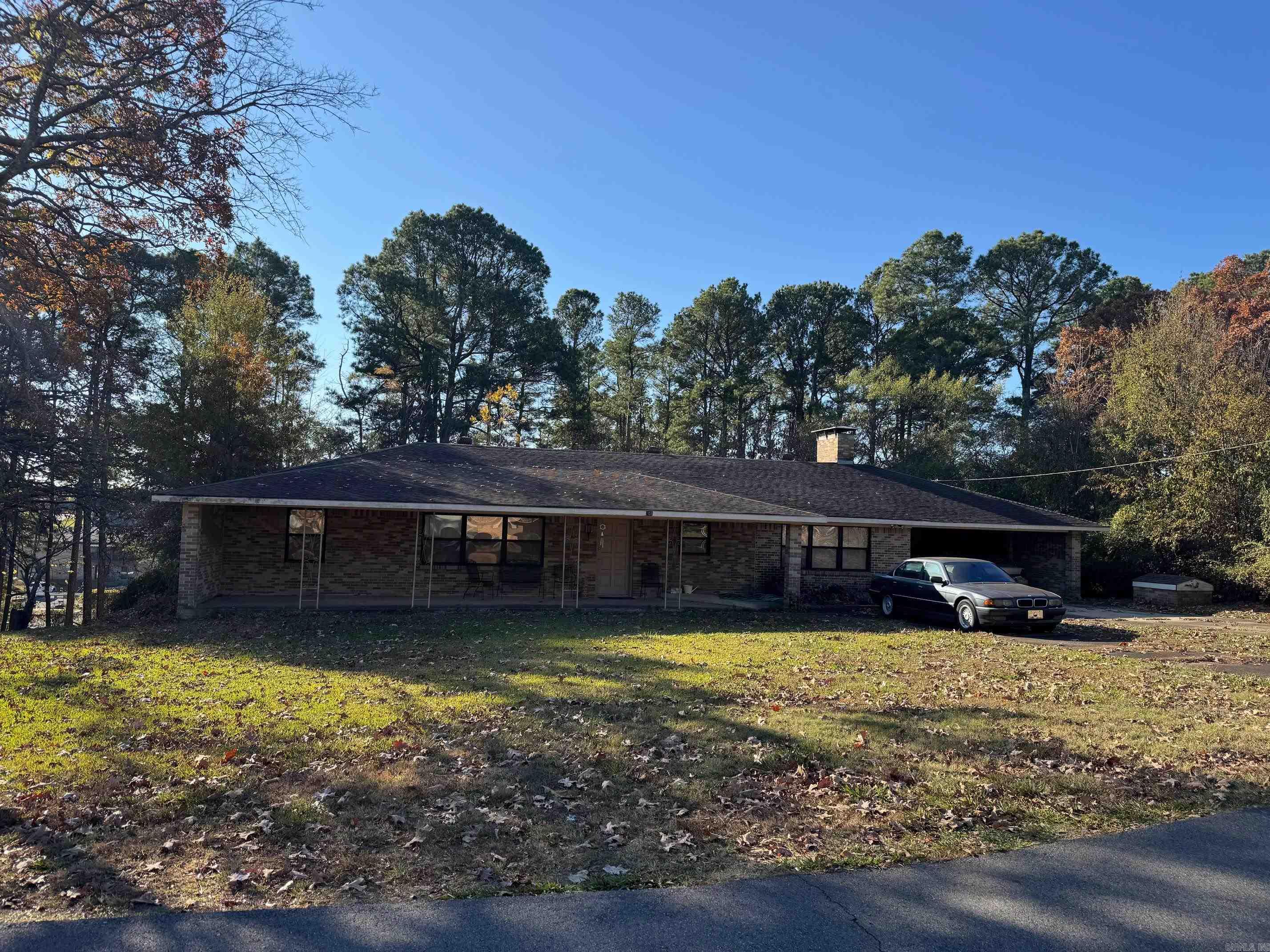 206 Mcmahan Drive Property Photo 2