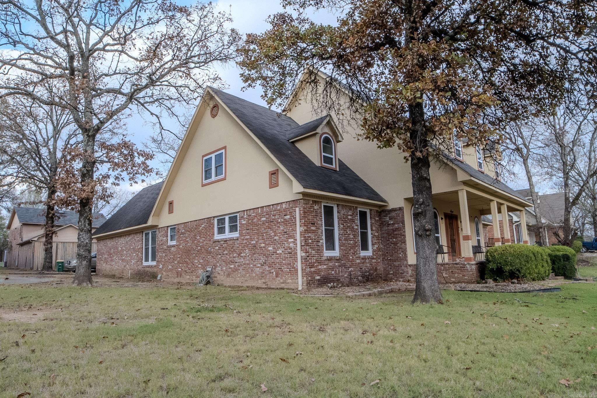 101 Red River Drive Property Photo 3