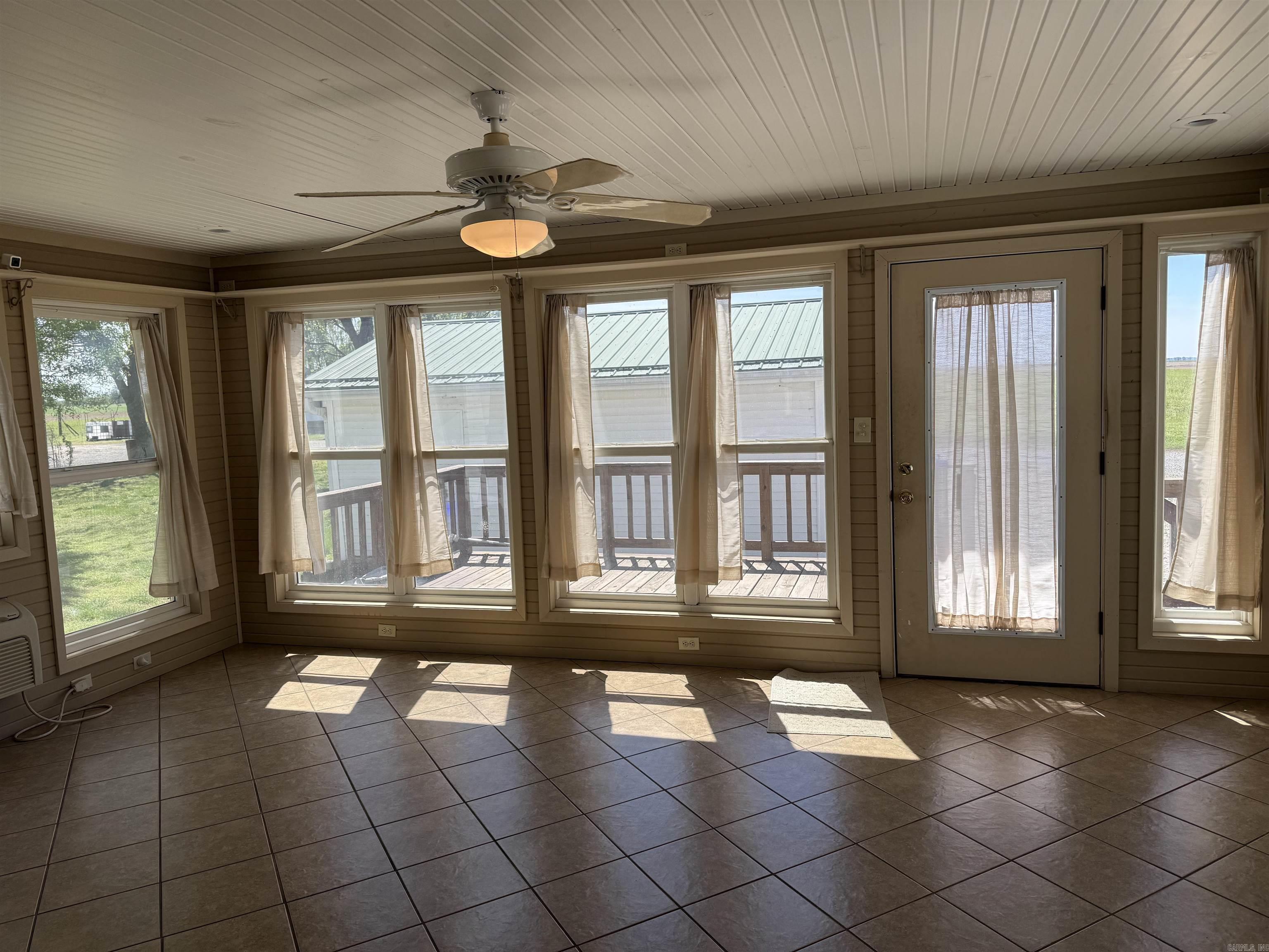 1068 Cr 546 Property Photo 16