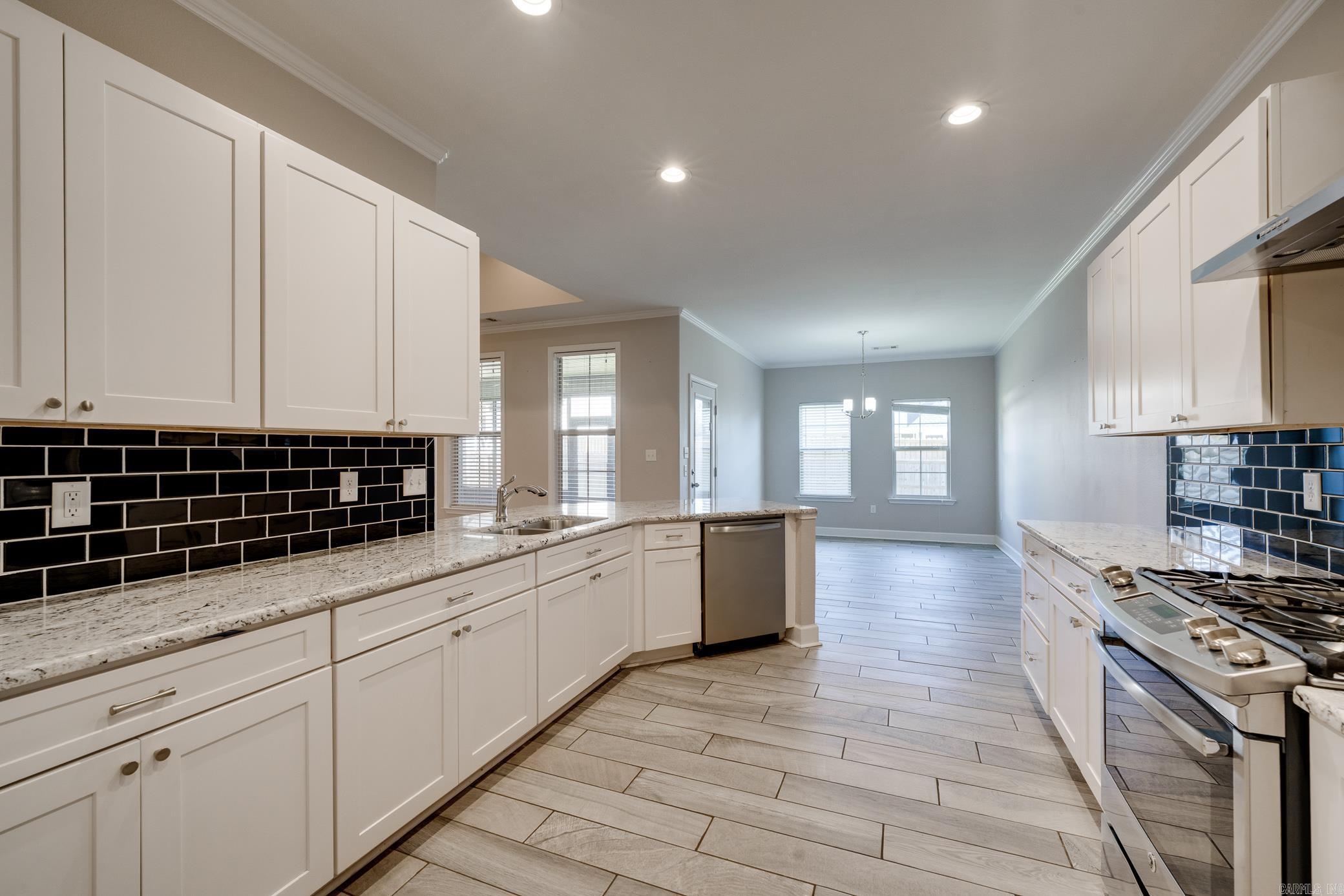 6899 Grace Village Drive Property Photo 10