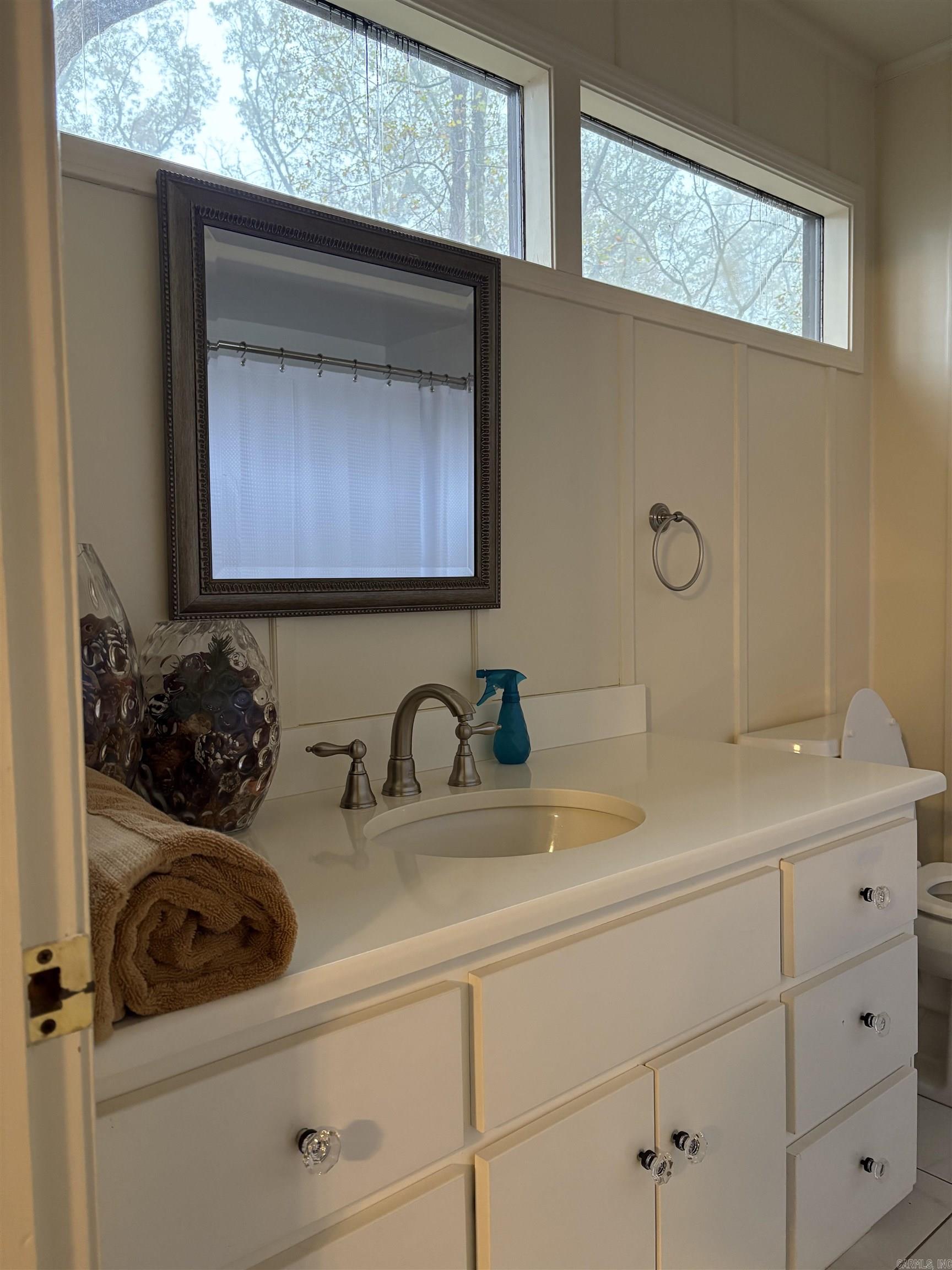 208 Neil Rd Property Photo 23