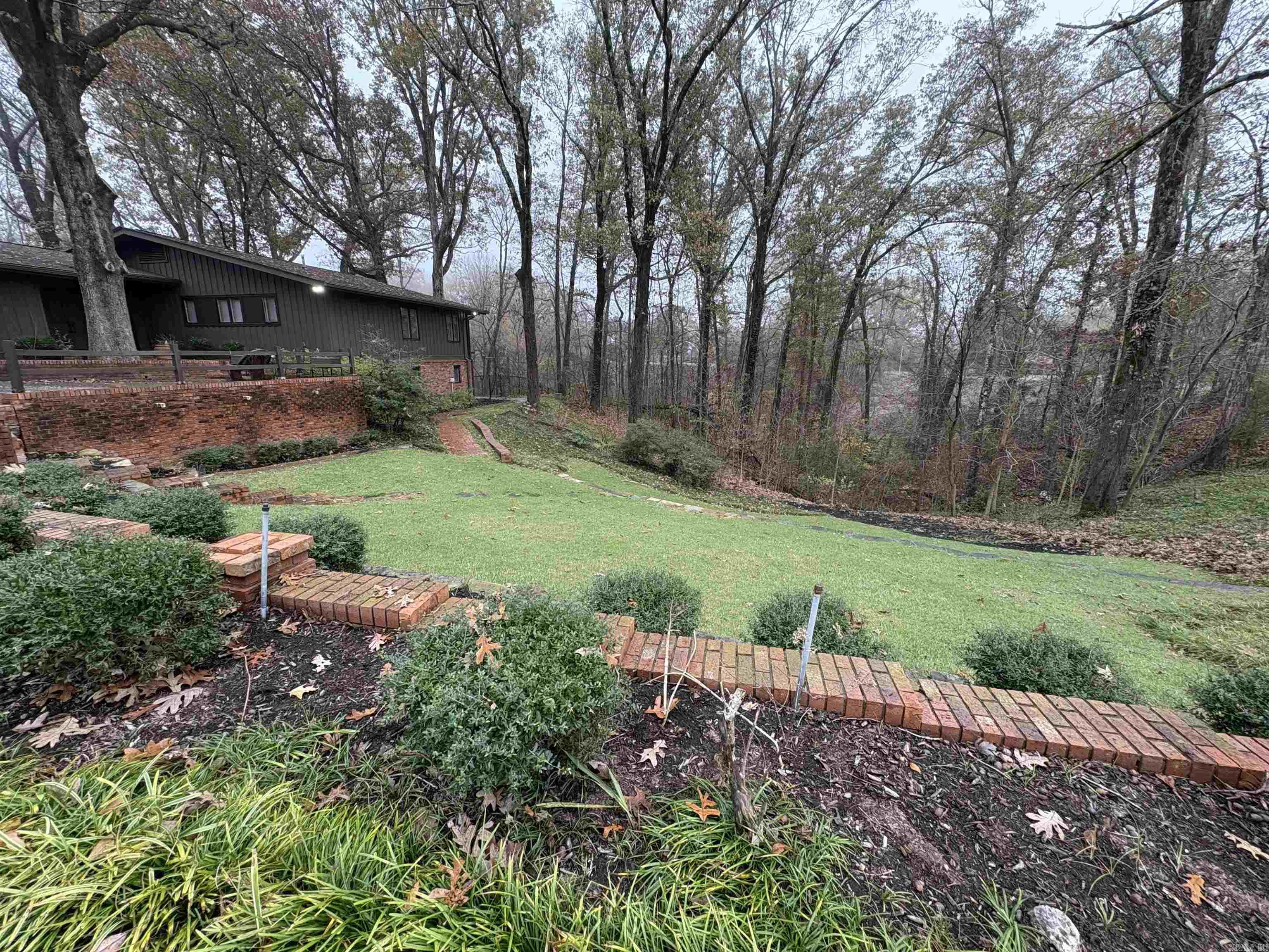 208 Neil Rd Property Photo 41