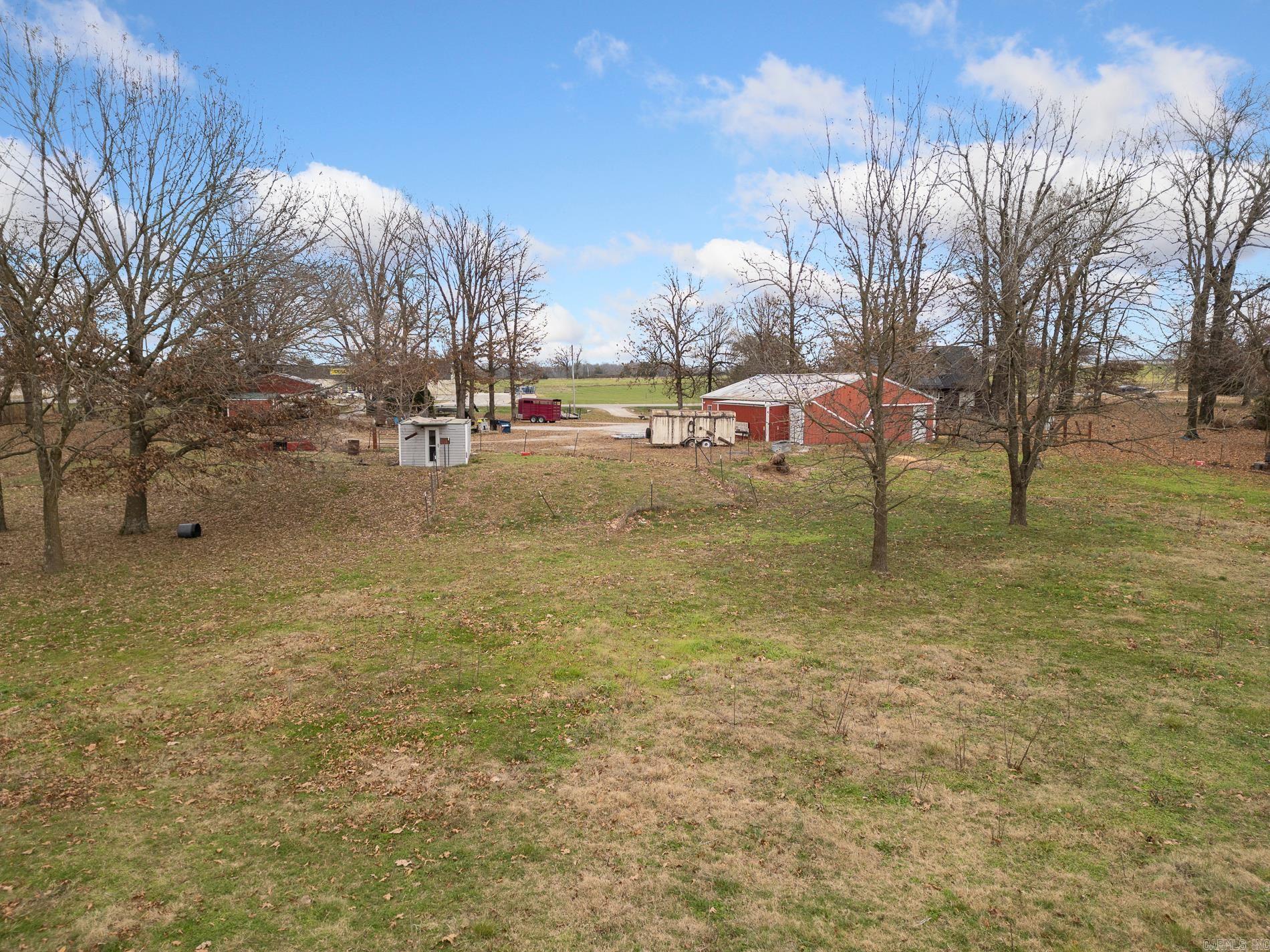 8049 N Highway 7 Property Photo 12