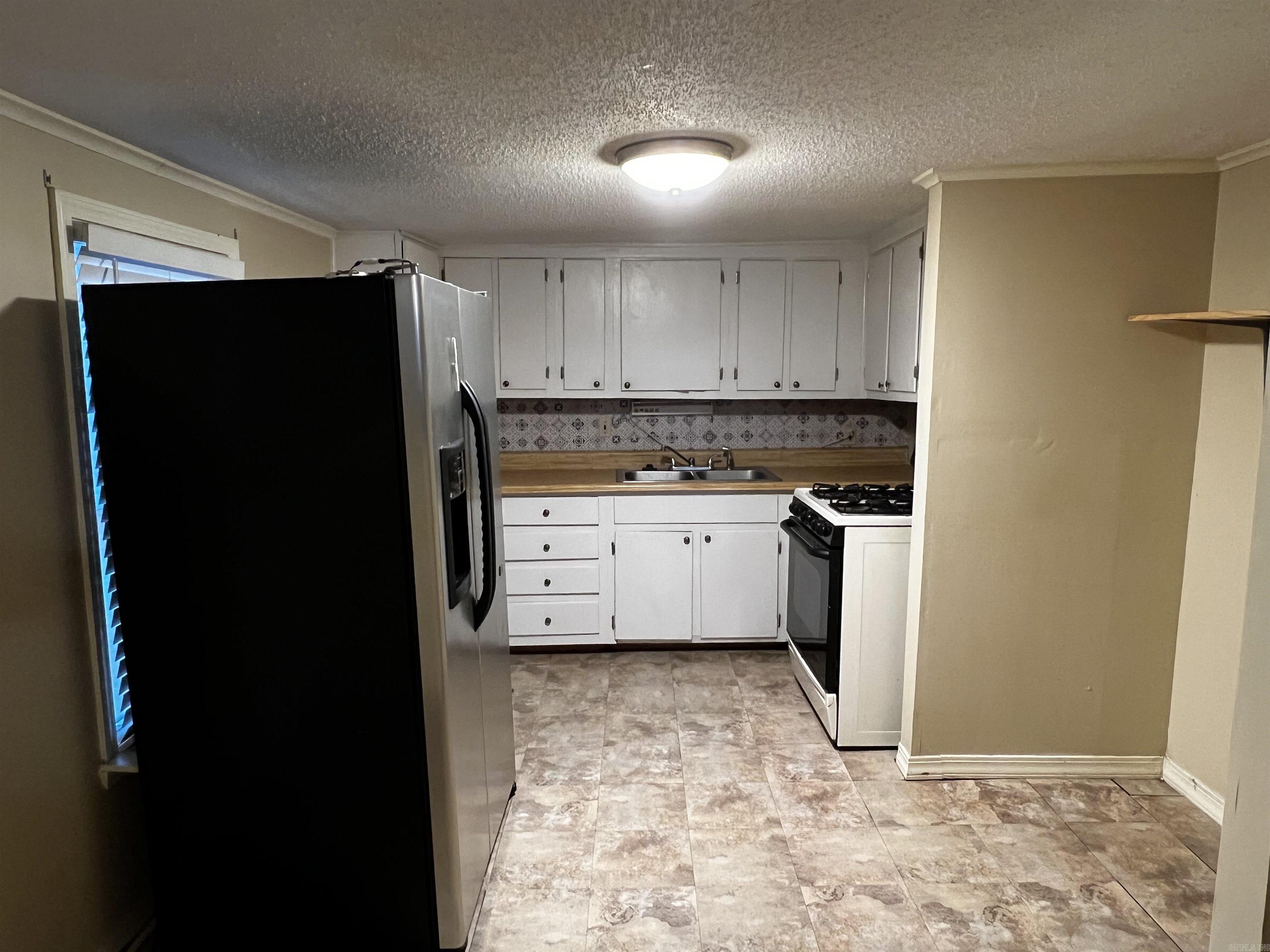 3501 Elam Street Property Photo 6