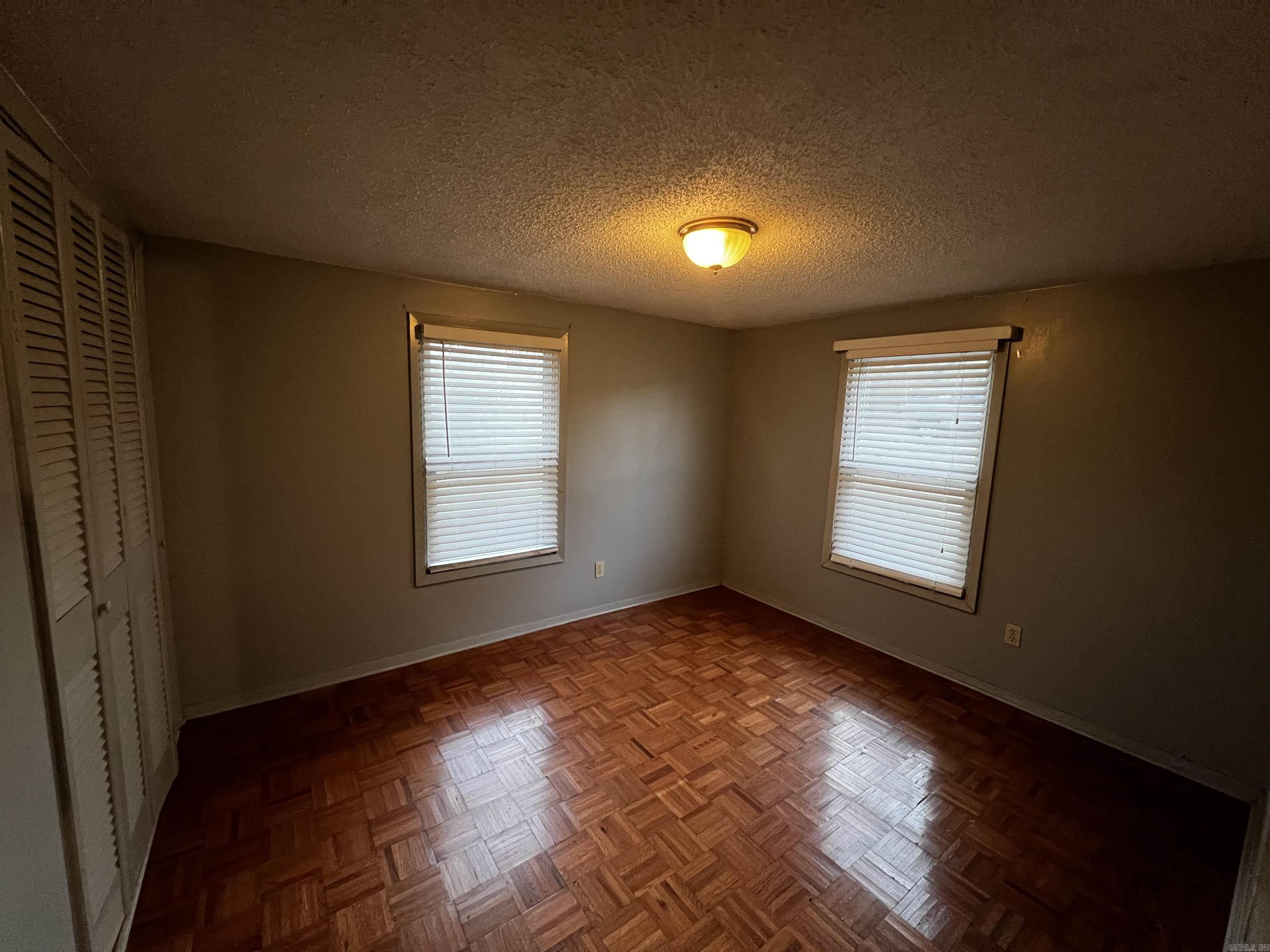 3501 Elam Street Property Photo 11