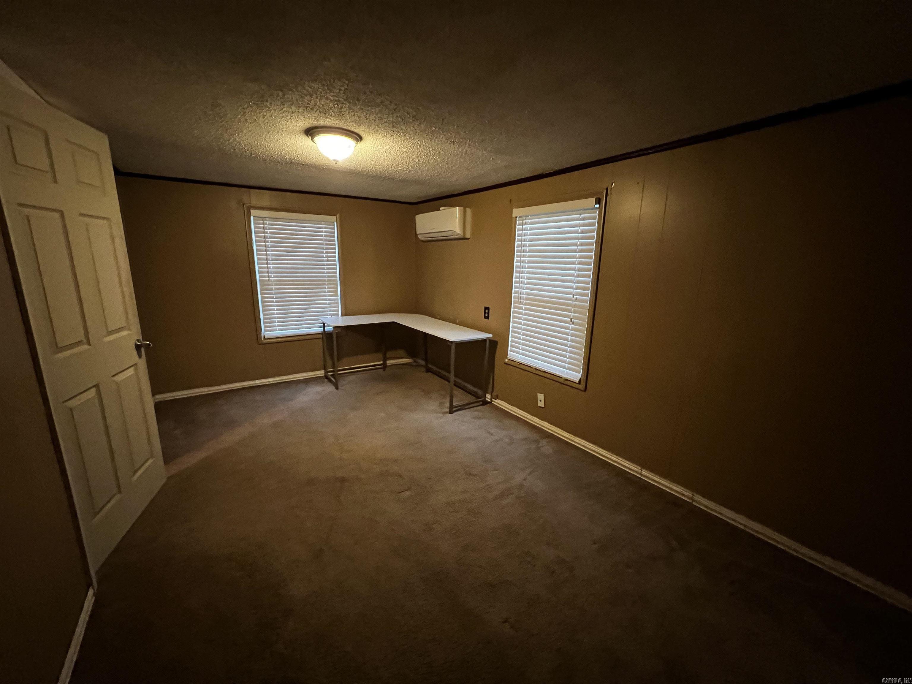 3501 Elam Street Property Photo 14