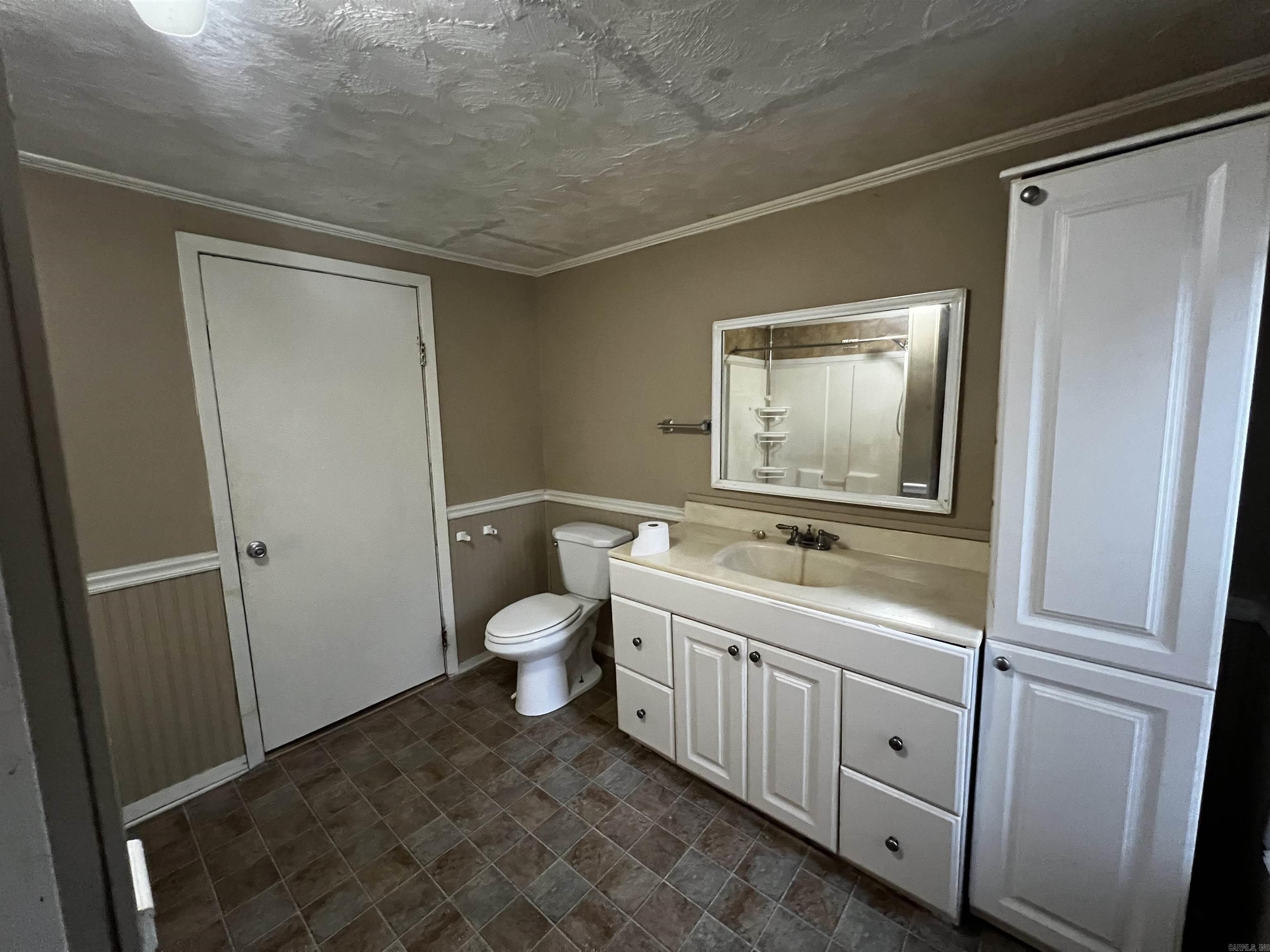 3501 Elam Street Property Photo 15