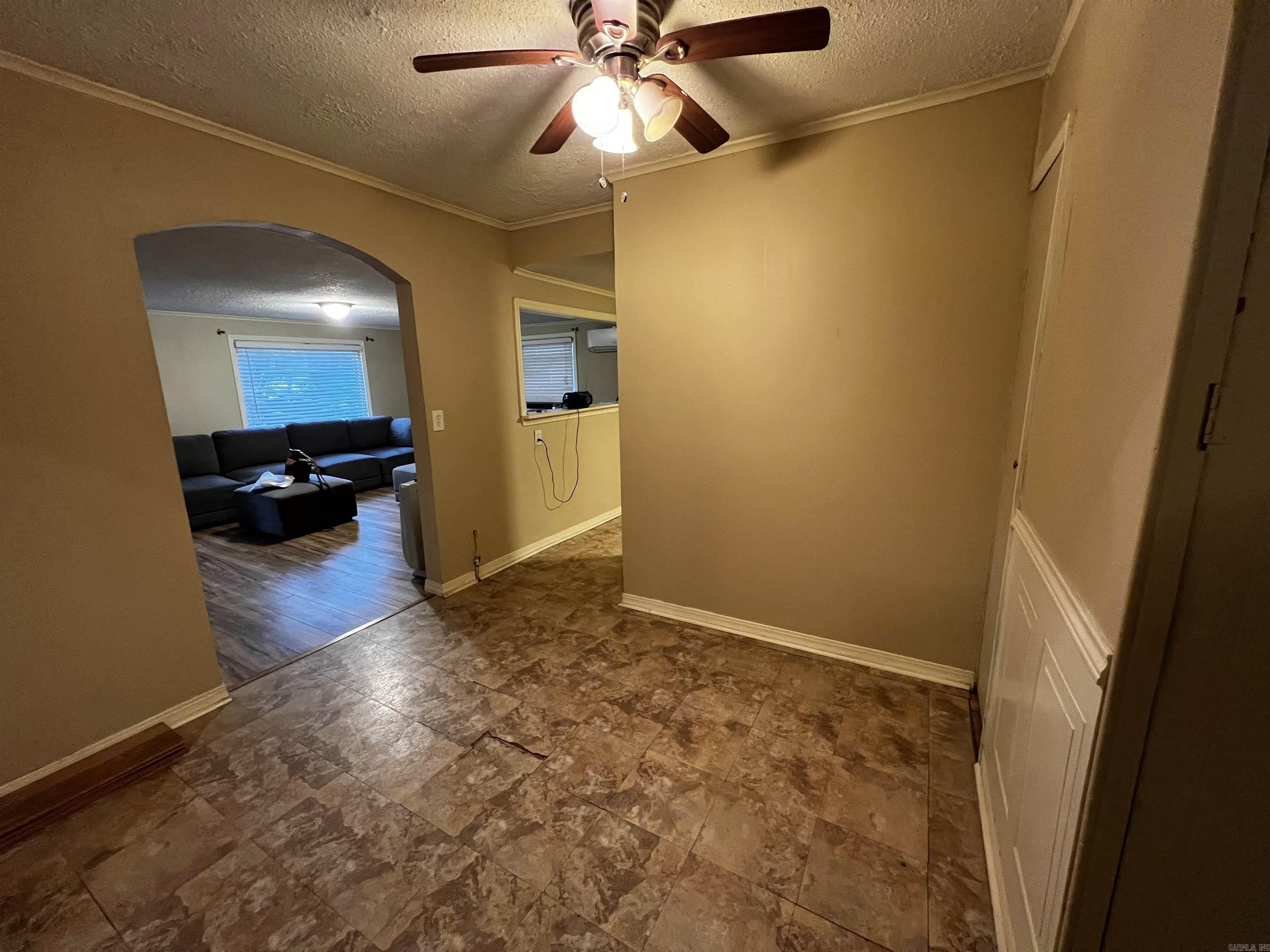 3501 Elam Street Property Photo 20