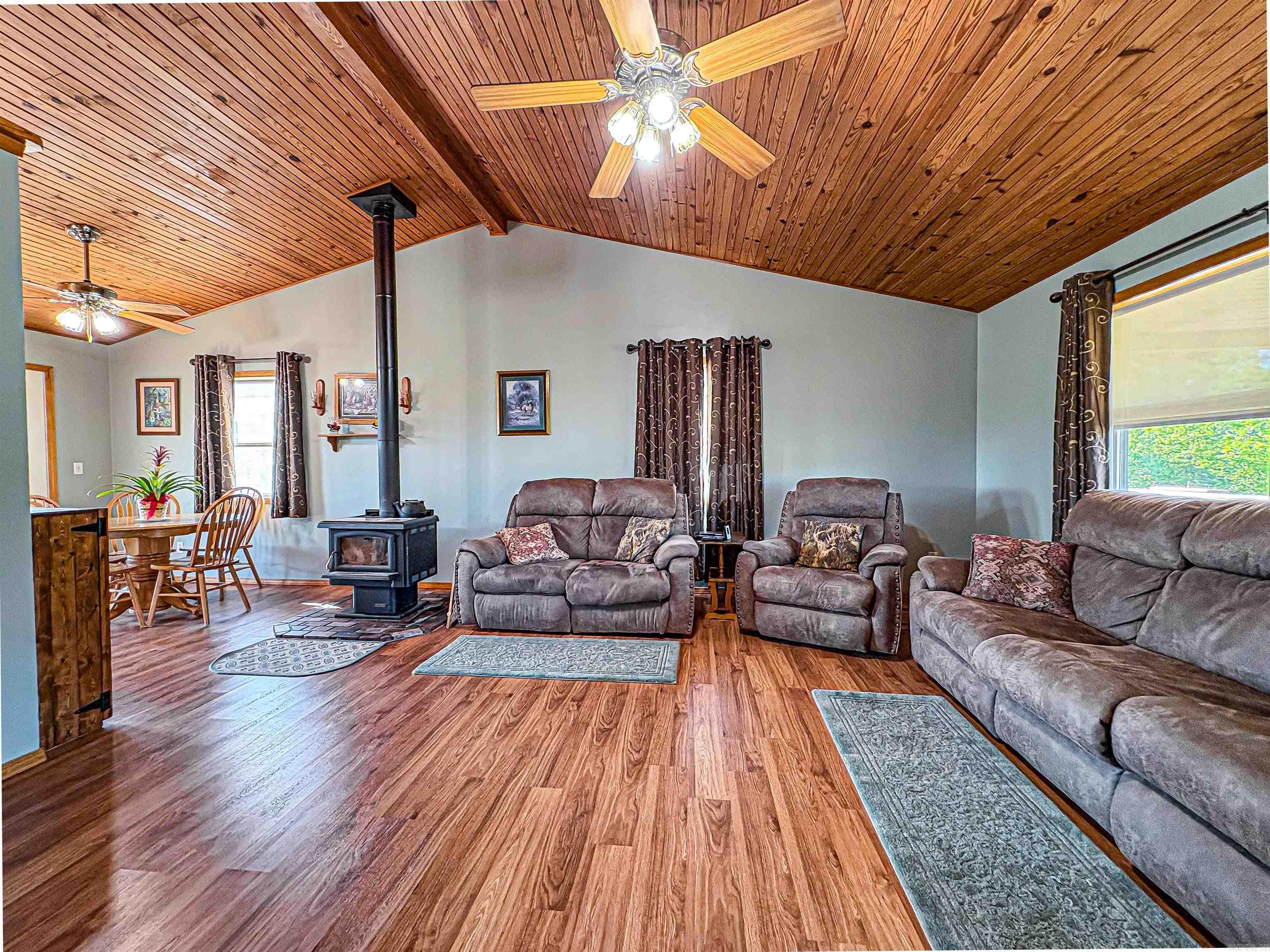 1706 Mc 4006 Property Photo 28