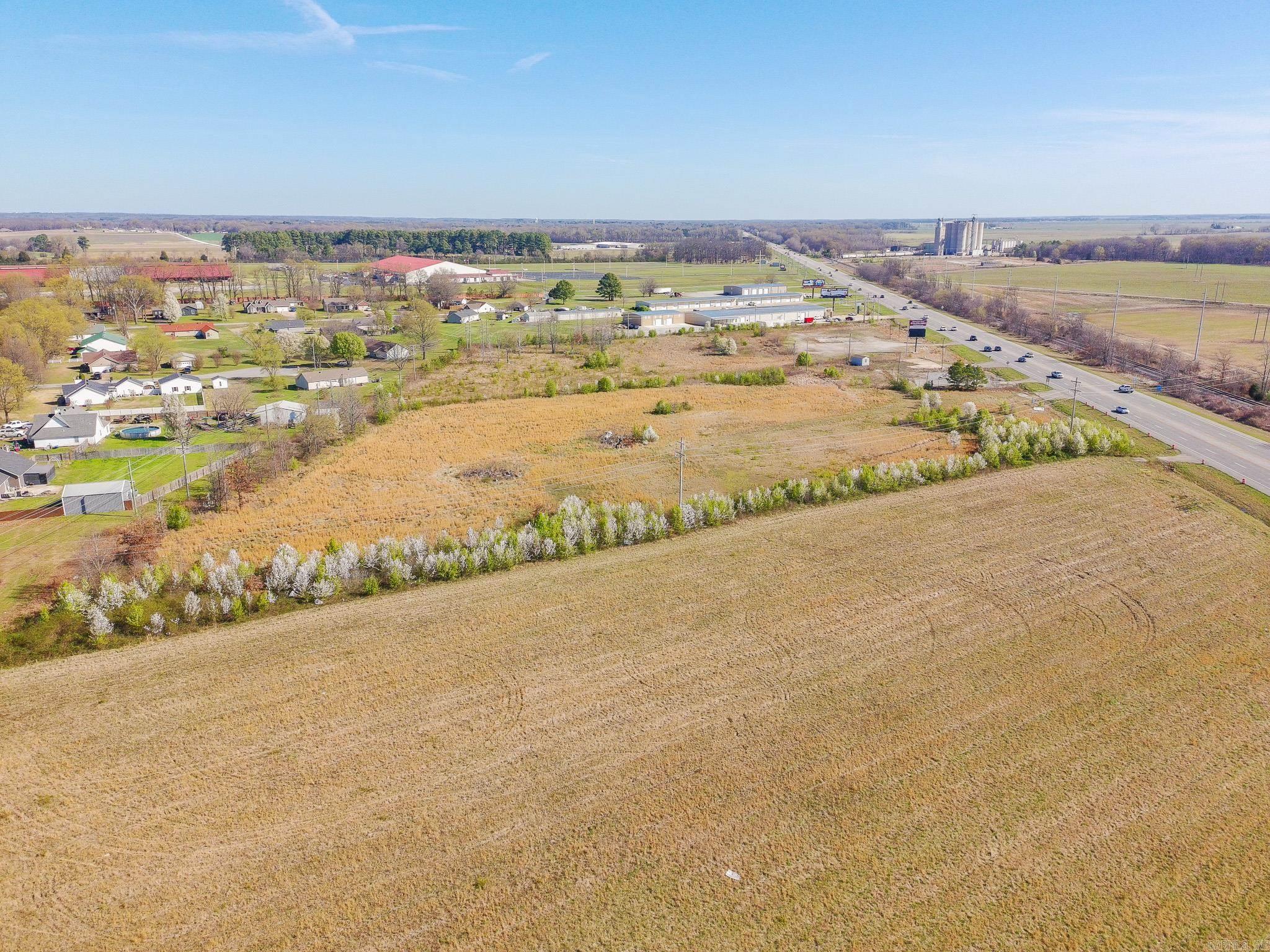 6021 Johnson Property Photo 4