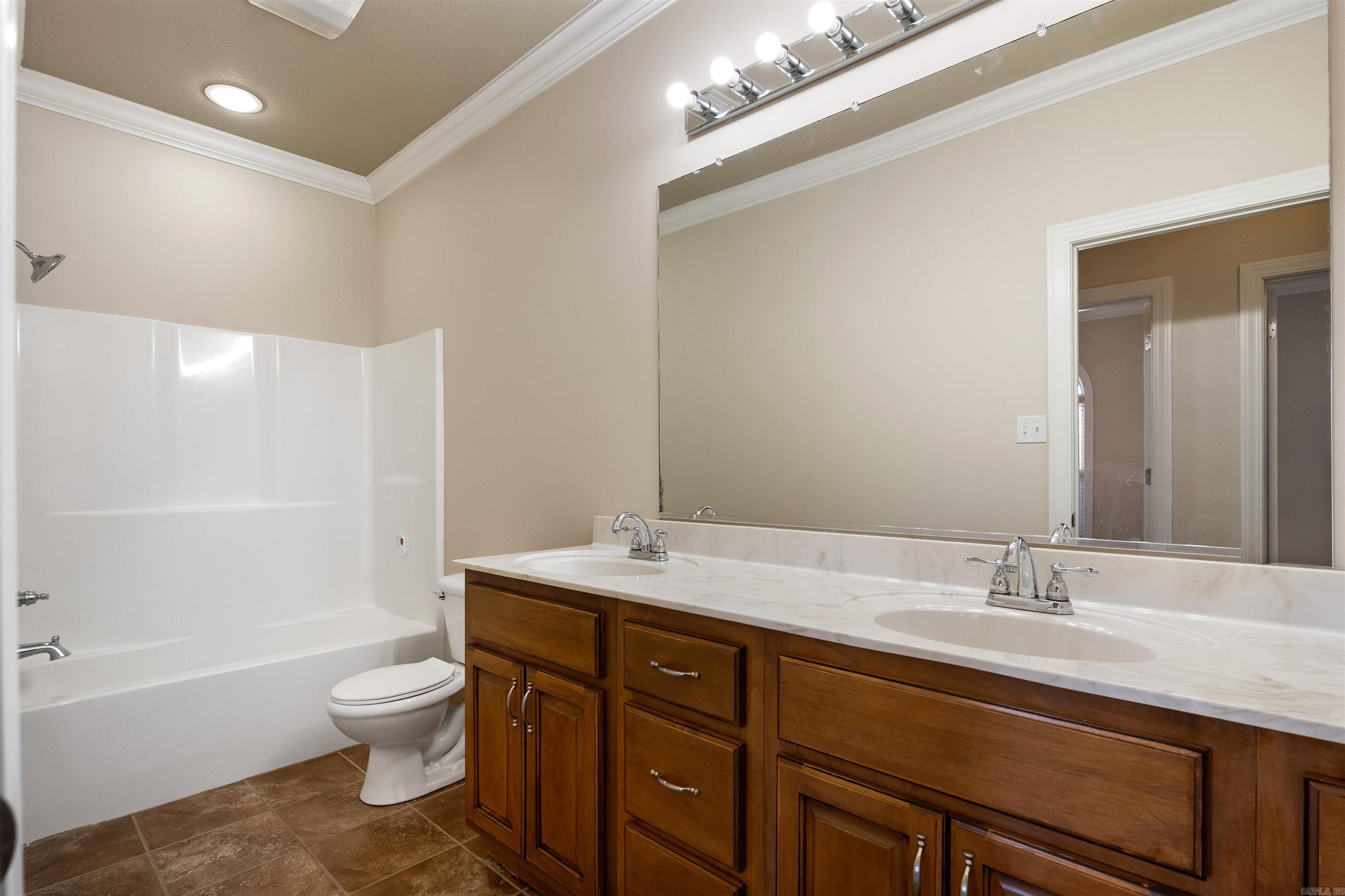 4801 Lochmoor Circle Property Photo 24