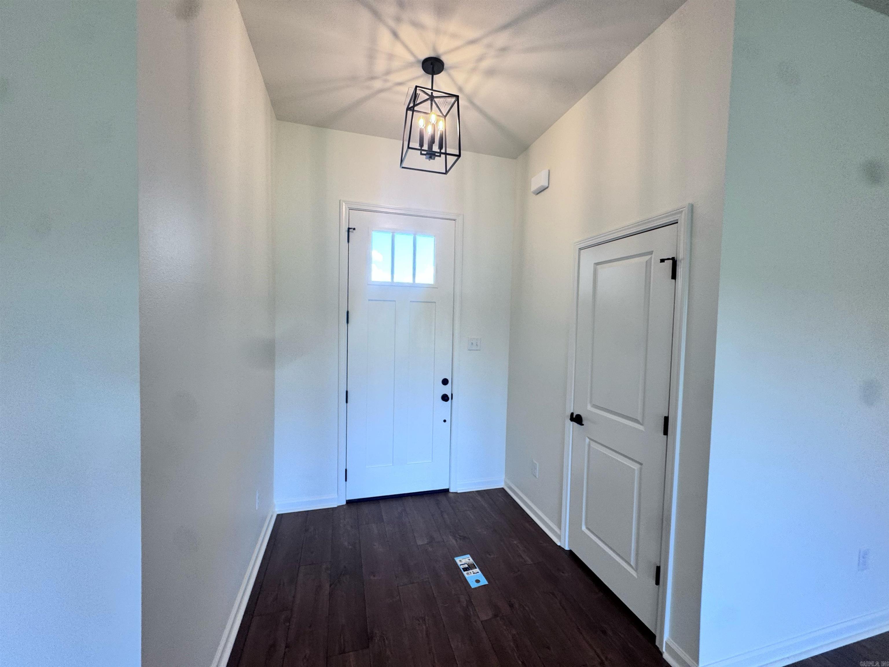 196 Kelton Lane Property Photo 9